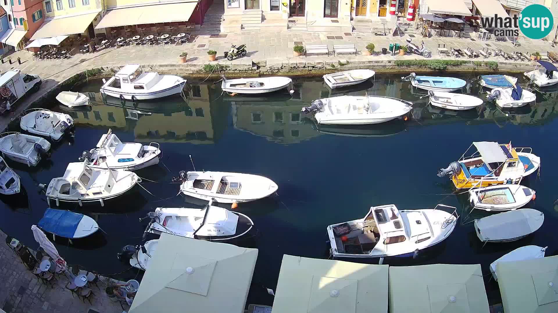 Veli Lošinj spletna kamera – trg