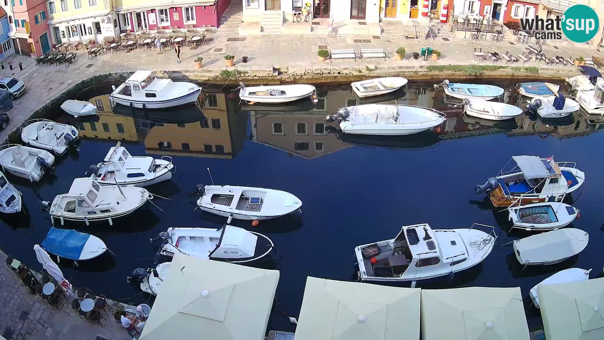 Veli Lošninj webcam – main square