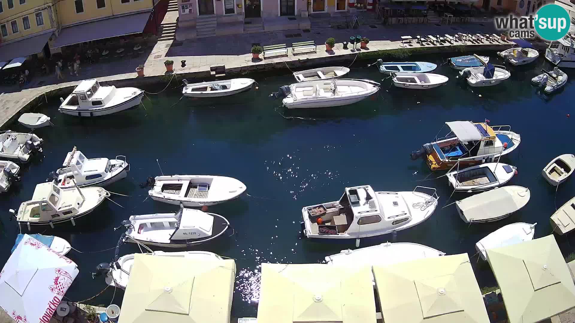 Veli Lošinj spletna kamera – trg