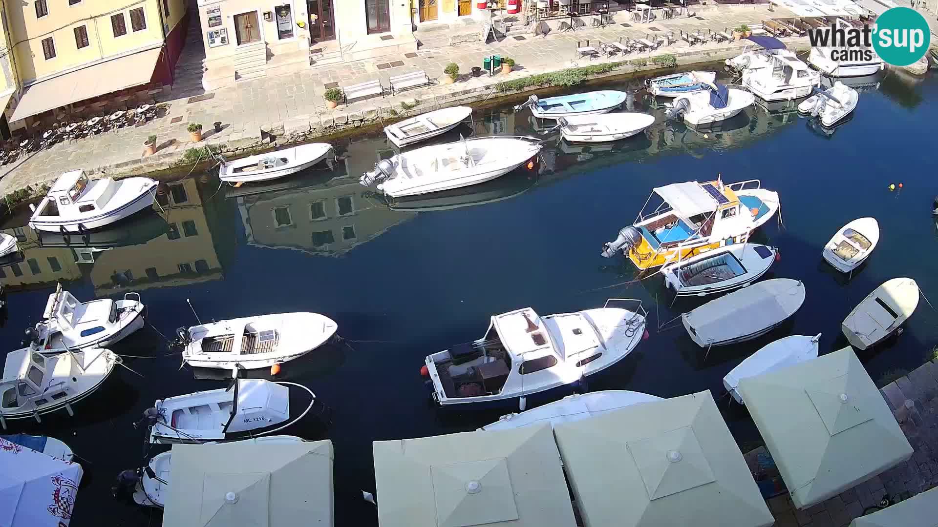 Veli Lošinj spletna kamera – trg