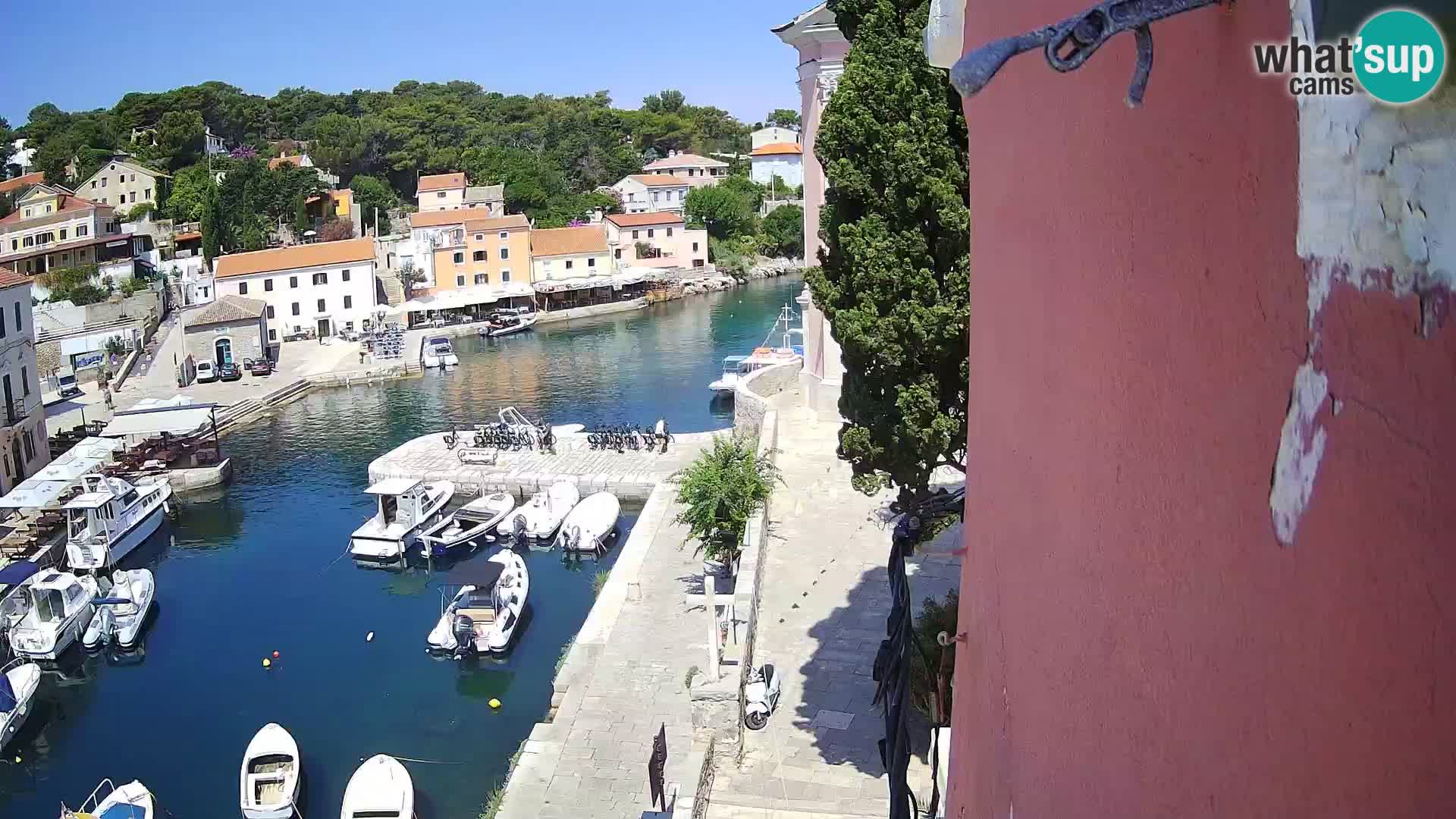 Veli Lošinj web kamera – trgič