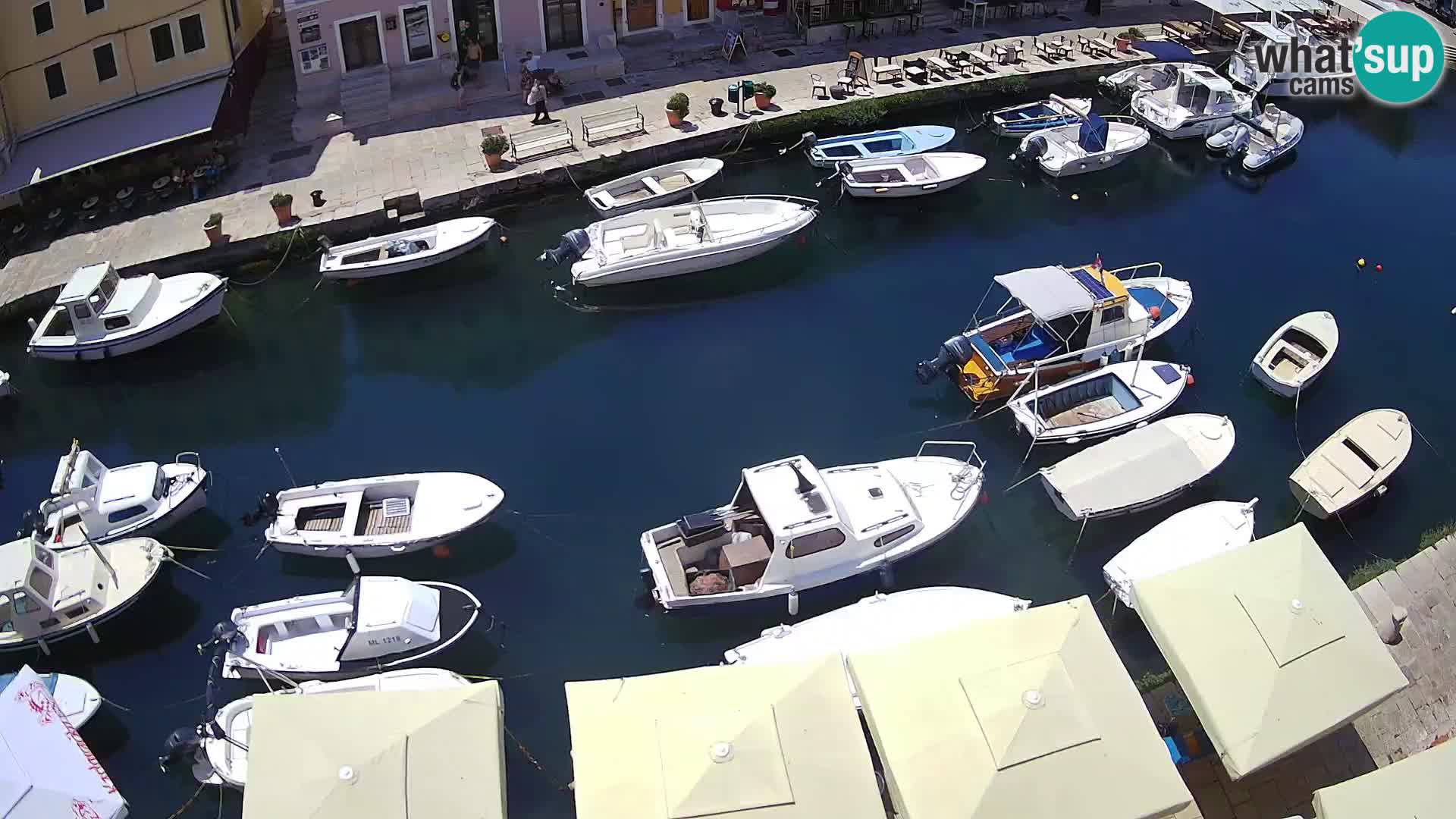 Veli Lošinj spletna kamera – trg
