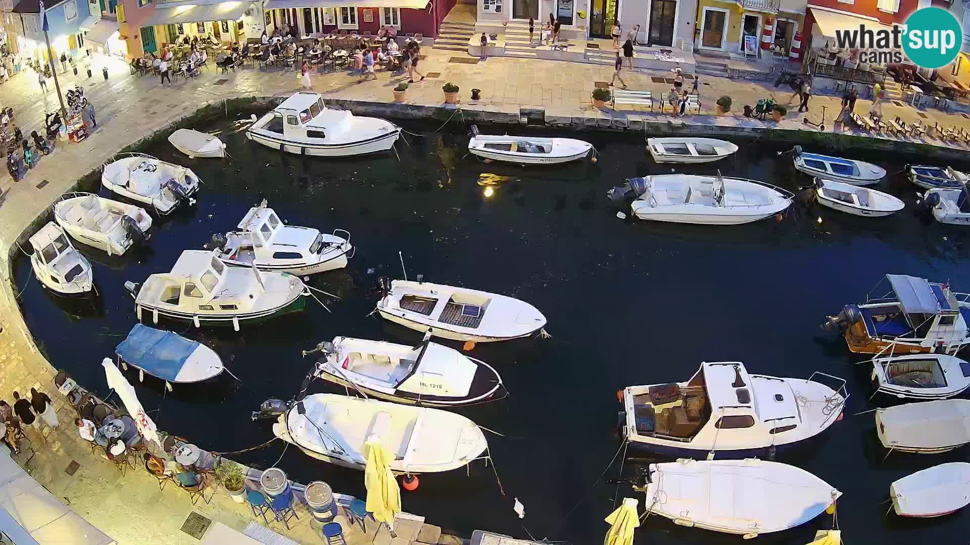 Veli Lošinj spletna kamera – trg
