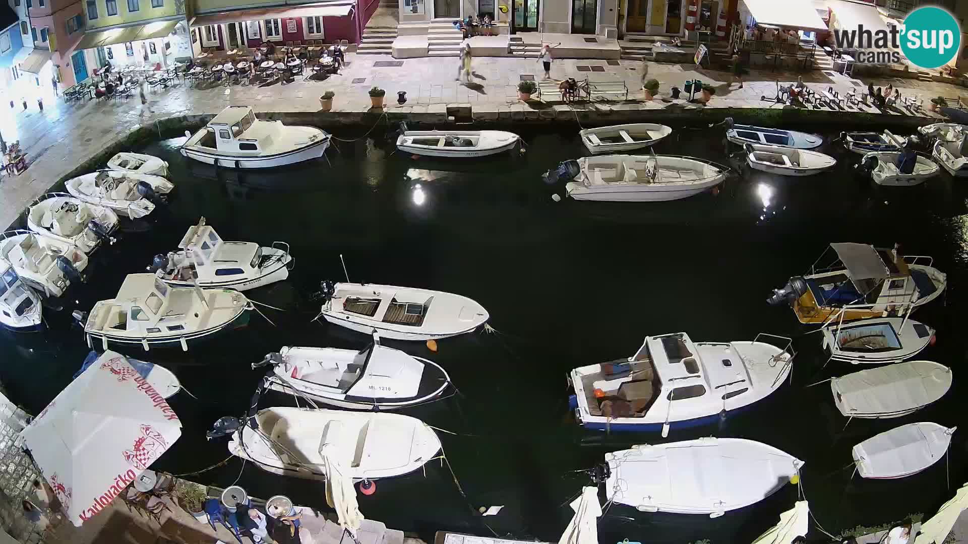 Veli Lošninj webcam – main square