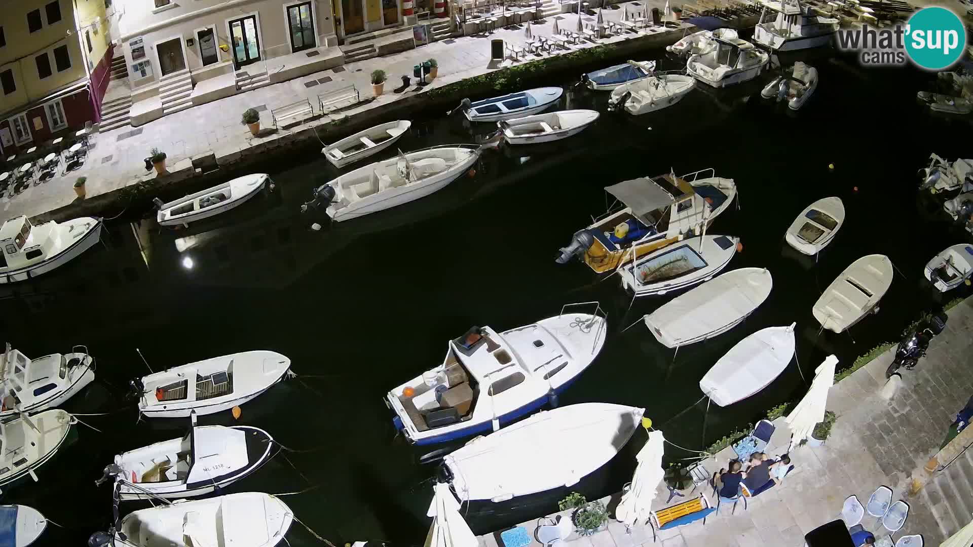Veli Lošinj spletna kamera – trg