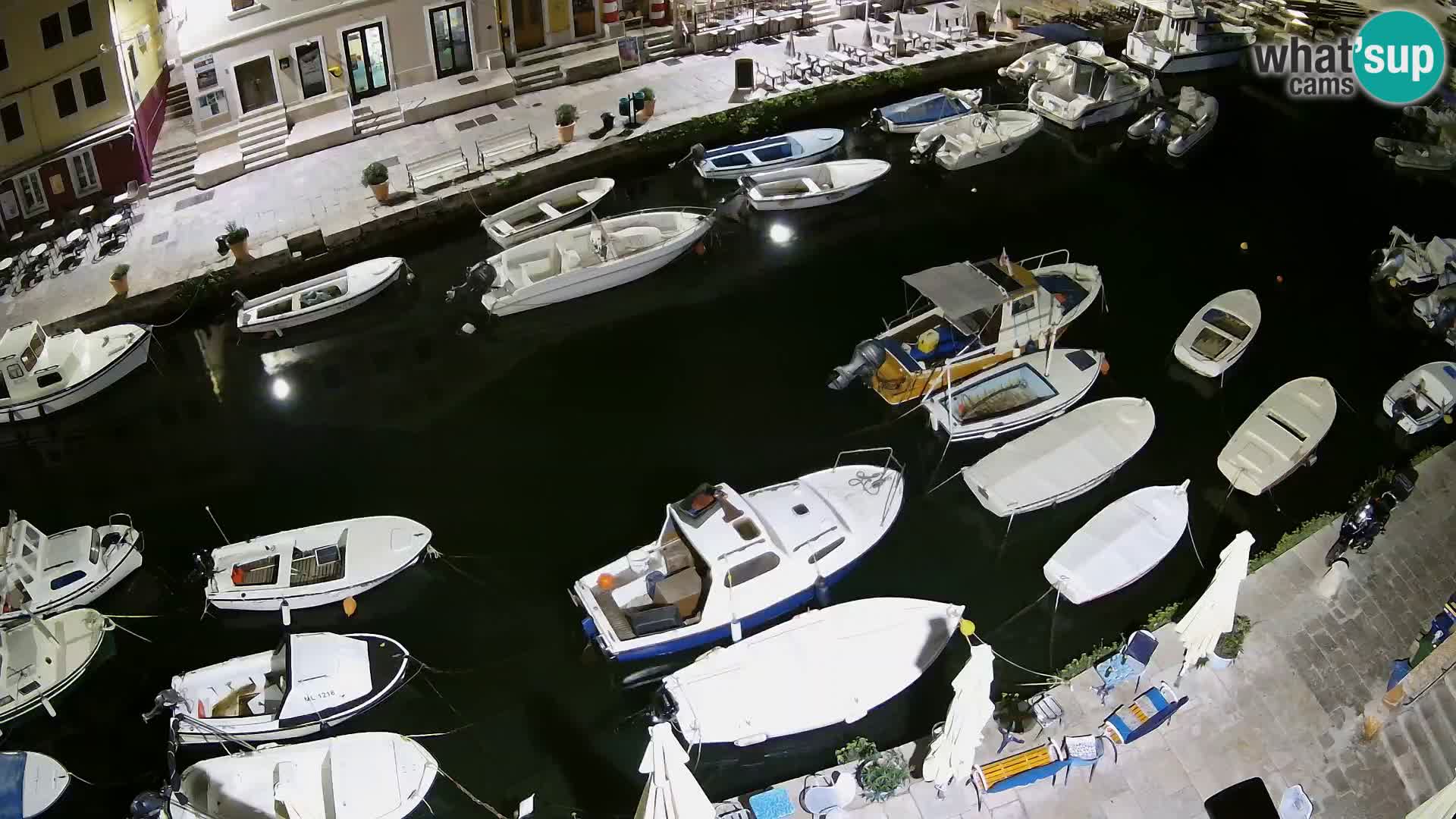 Veli Lošinj spletna kamera – trg