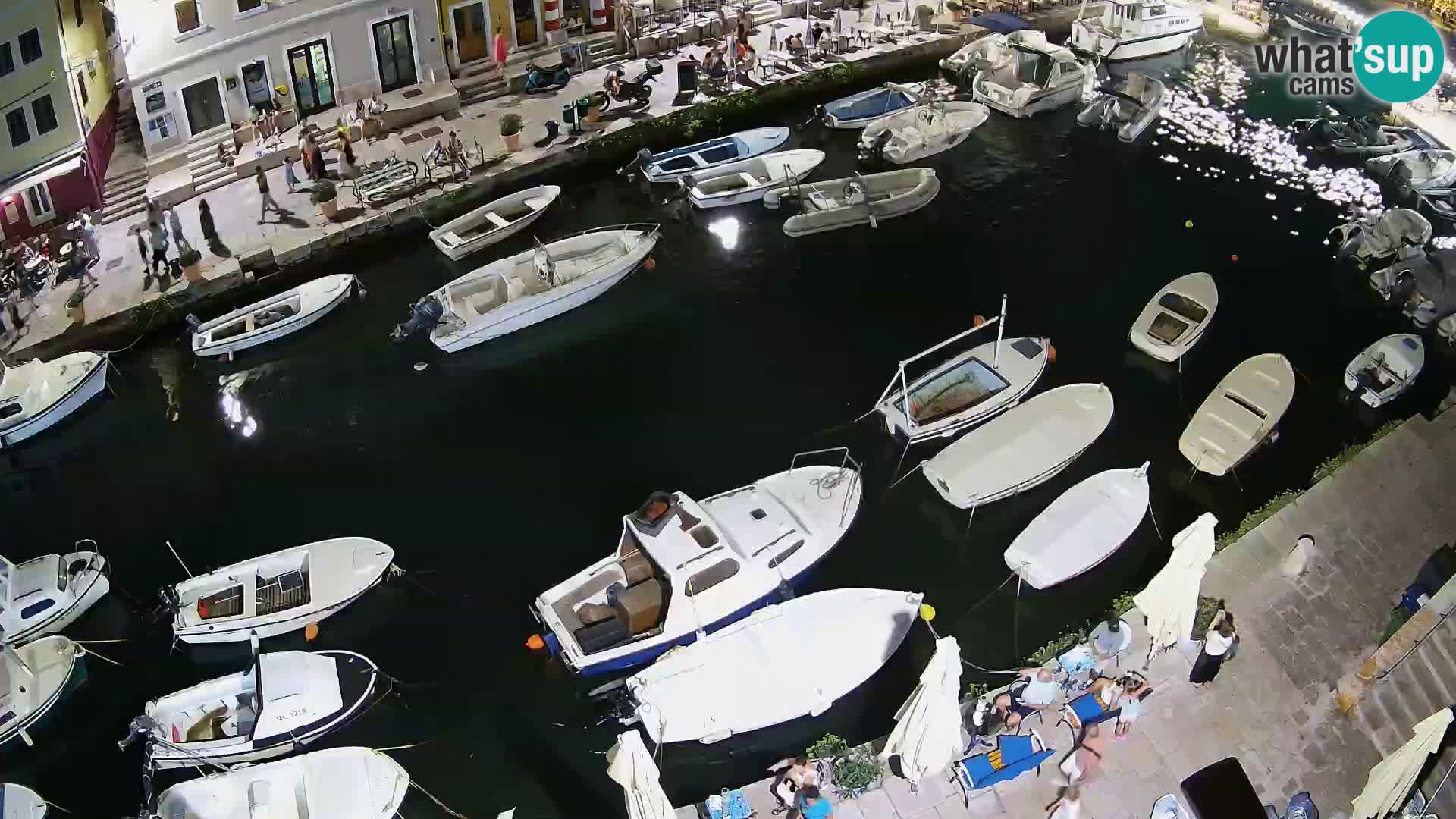 Veli Lošinj web kamera – trgič
