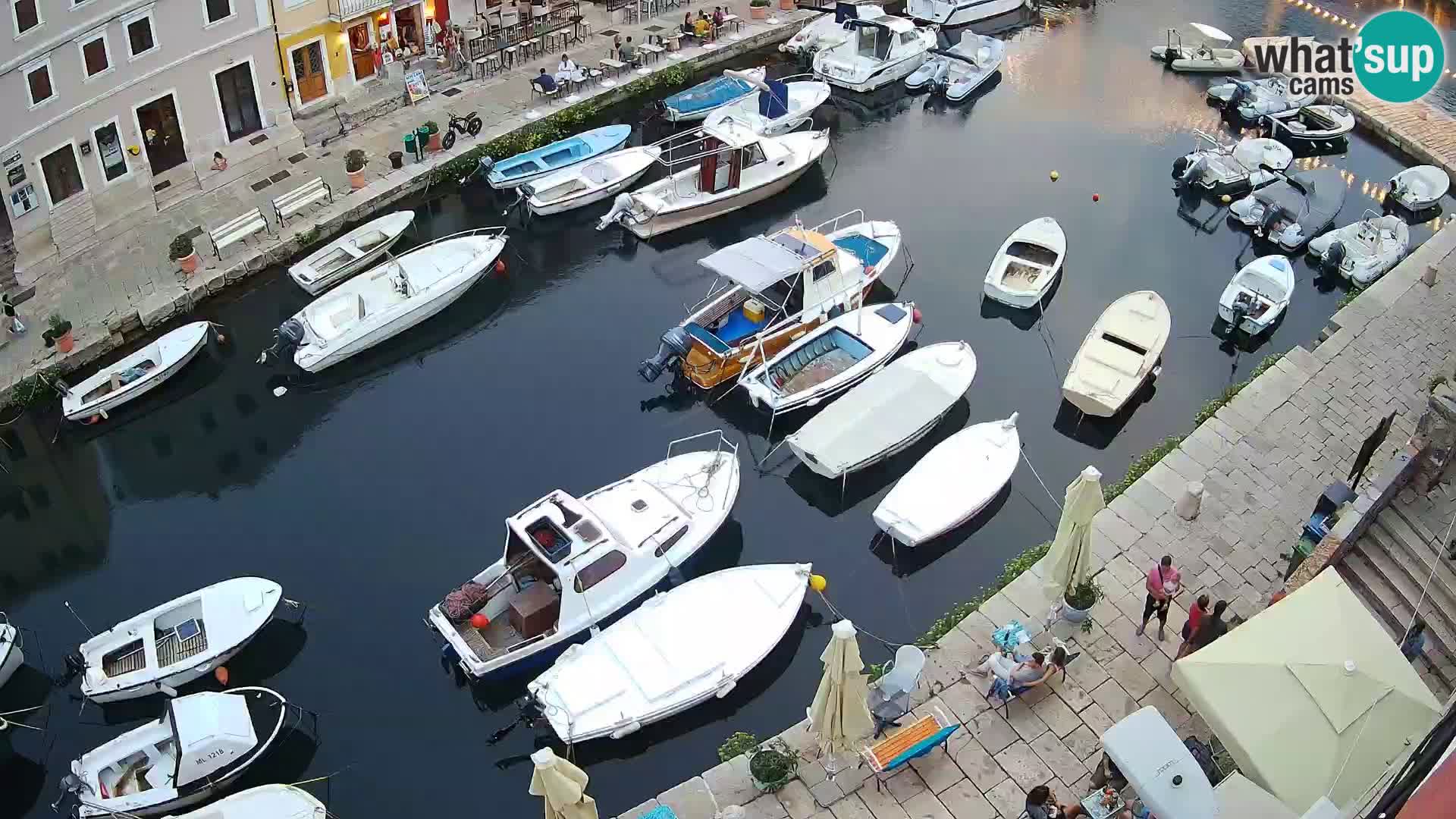 Veli Lošinj camera en vivo – plaza