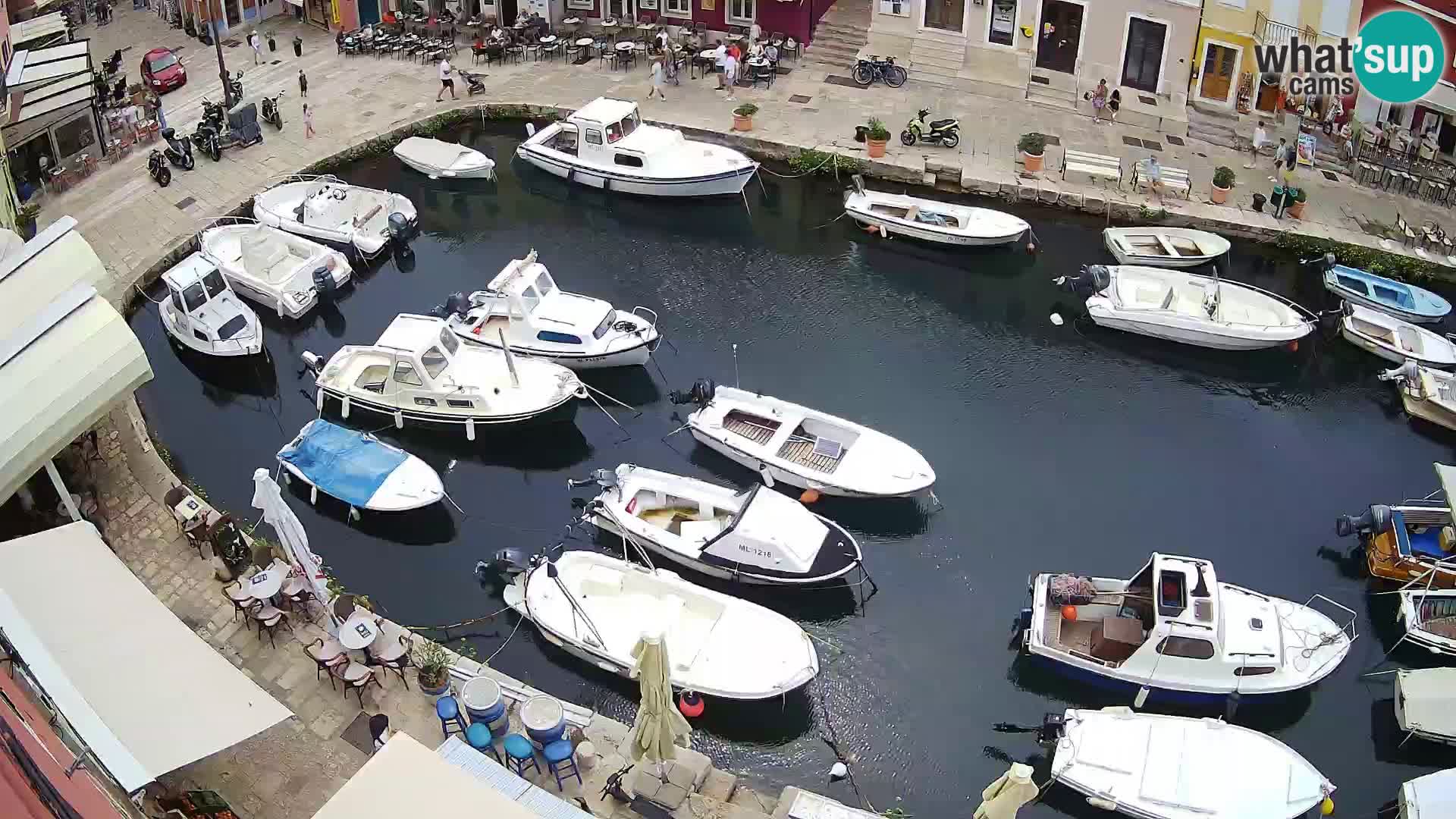 Veli Lošinj web kamera – trgič