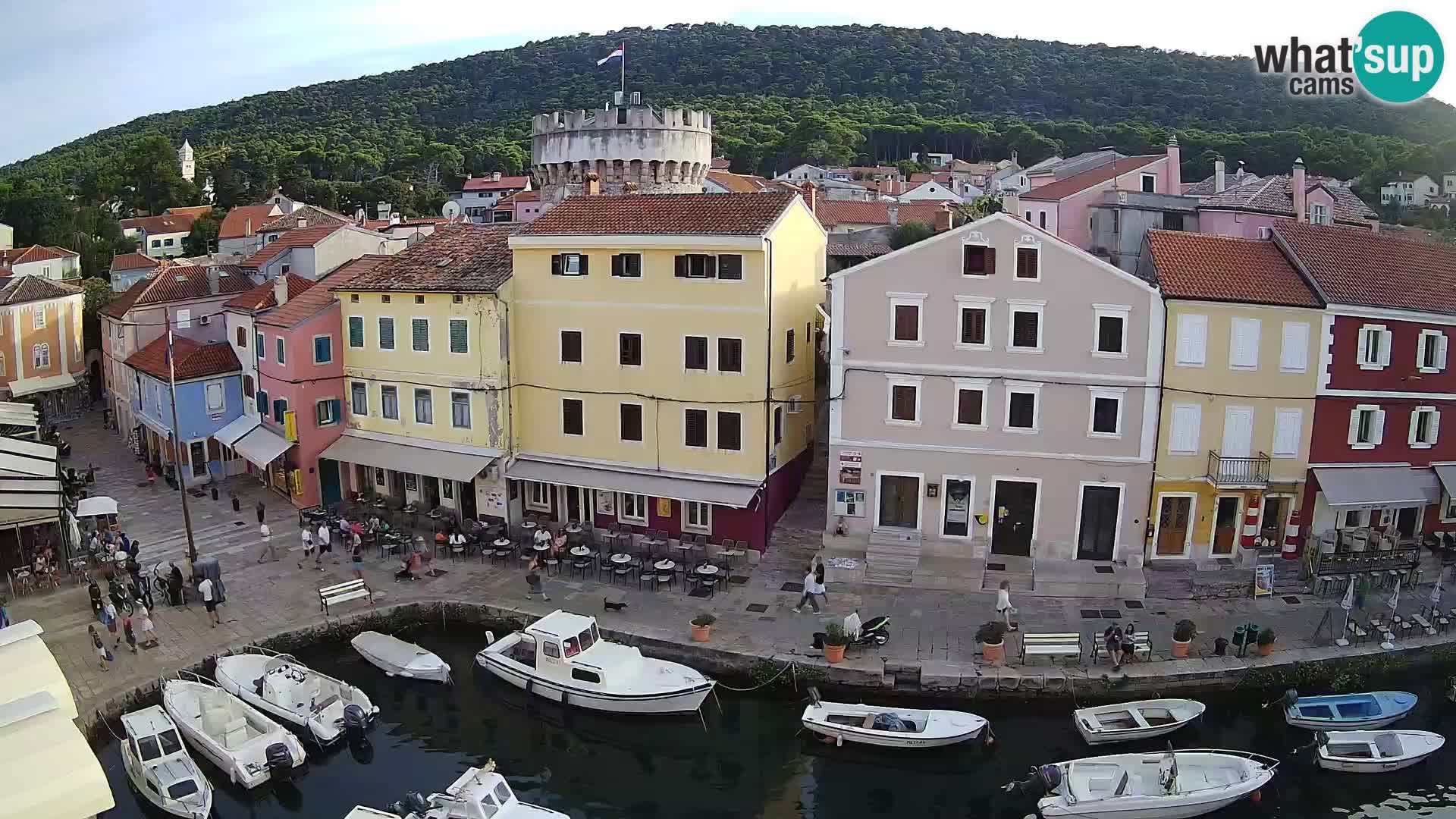 Veli Lošinj web kamera – trgič