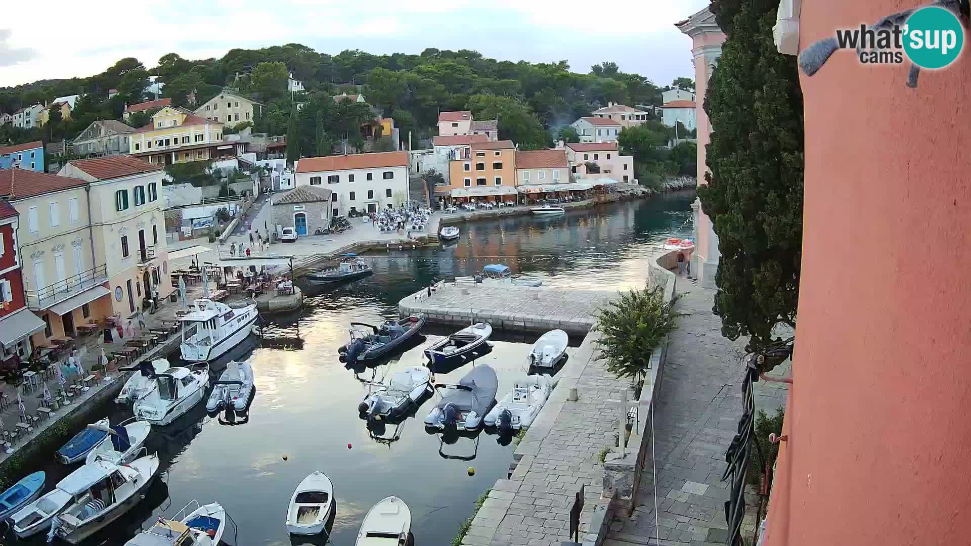 Veli Lošinj livecam – Carre