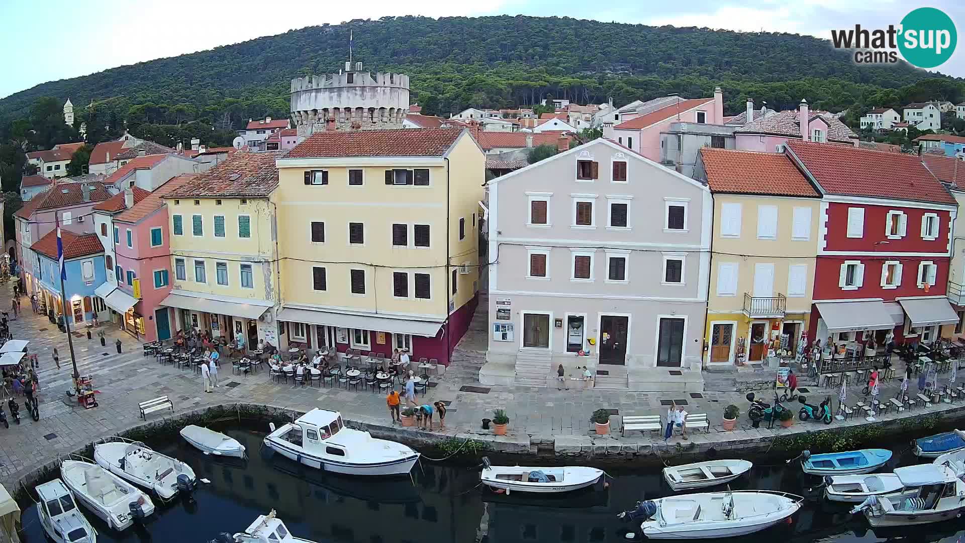 Veli Lošinj web kamera – trgič