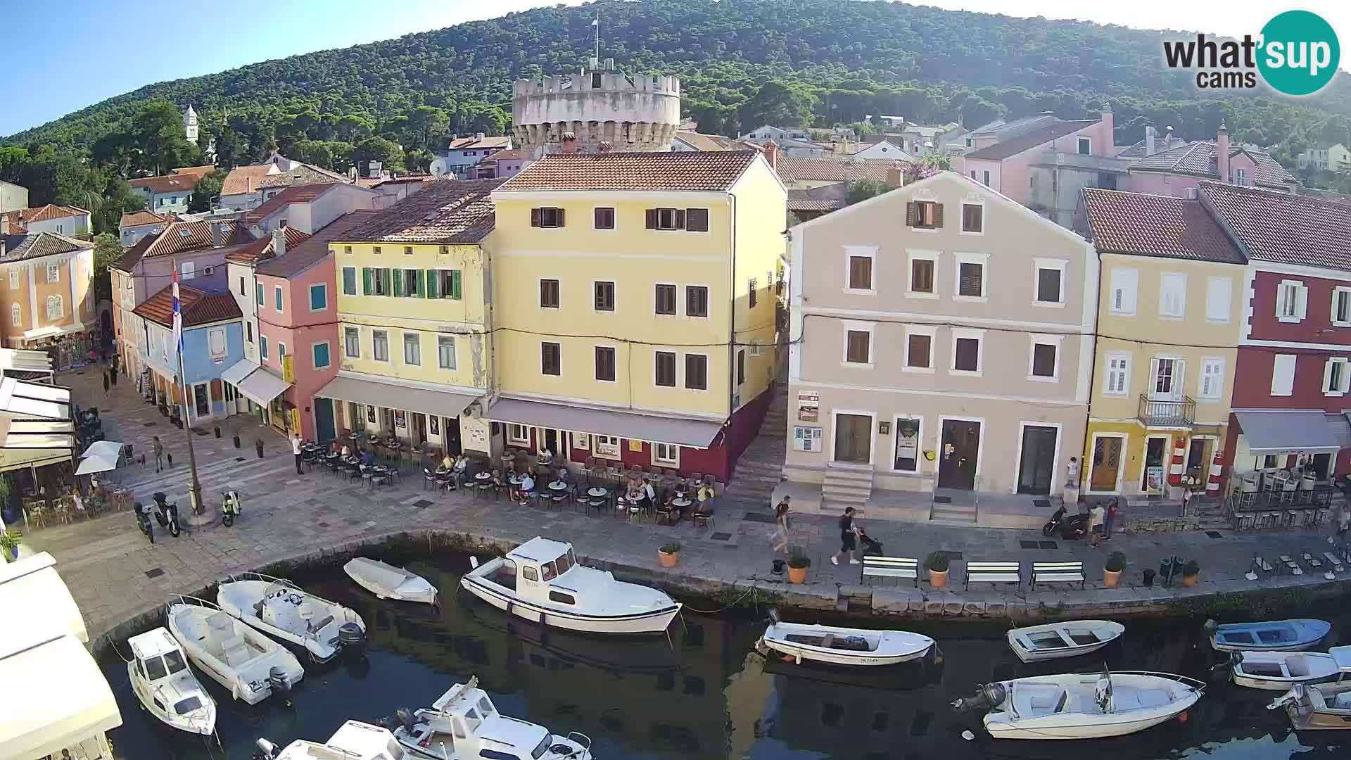 Veli Lošinj spletna kamera – trg