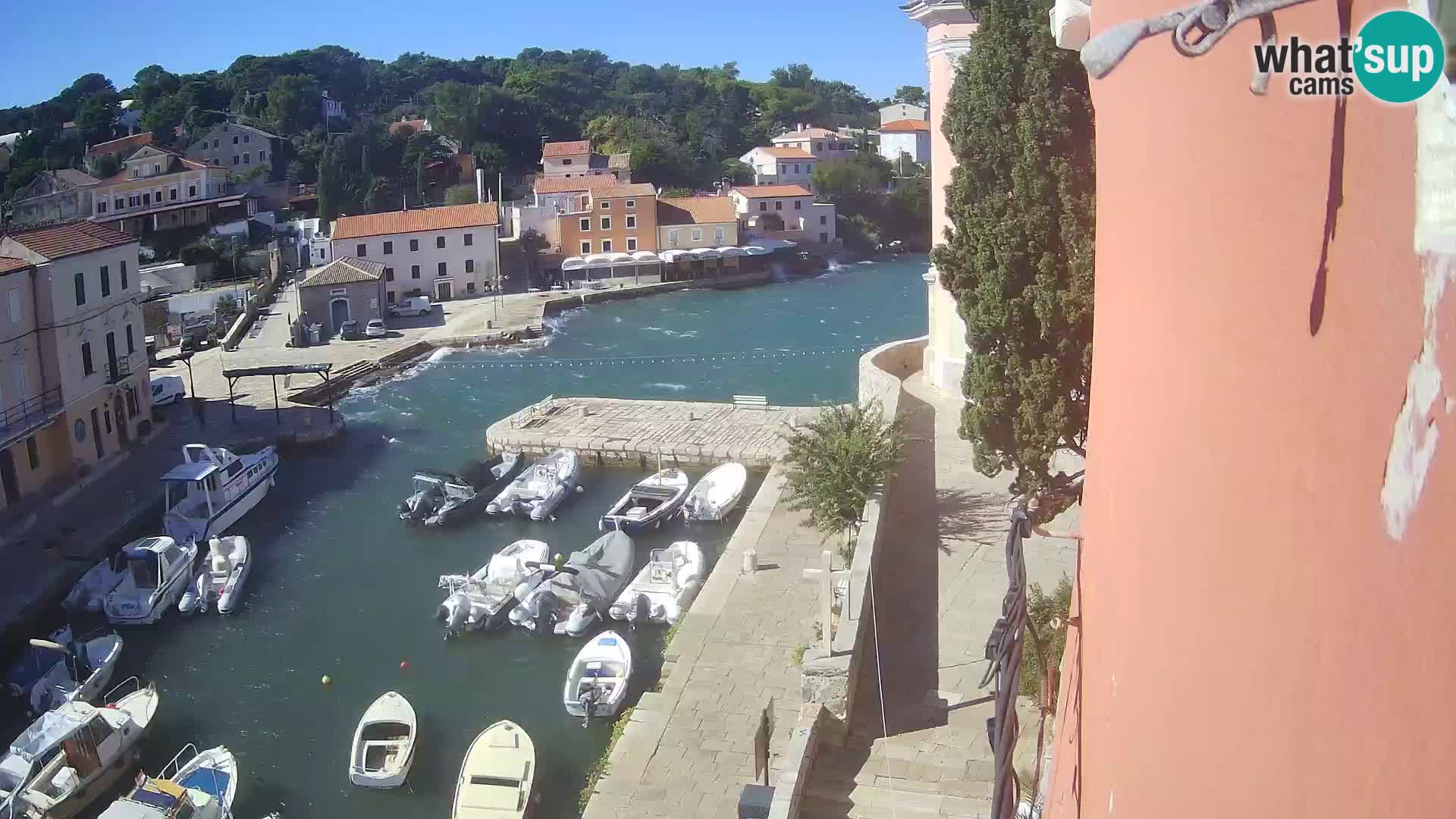 Veli Lošinj spletna kamera – trg