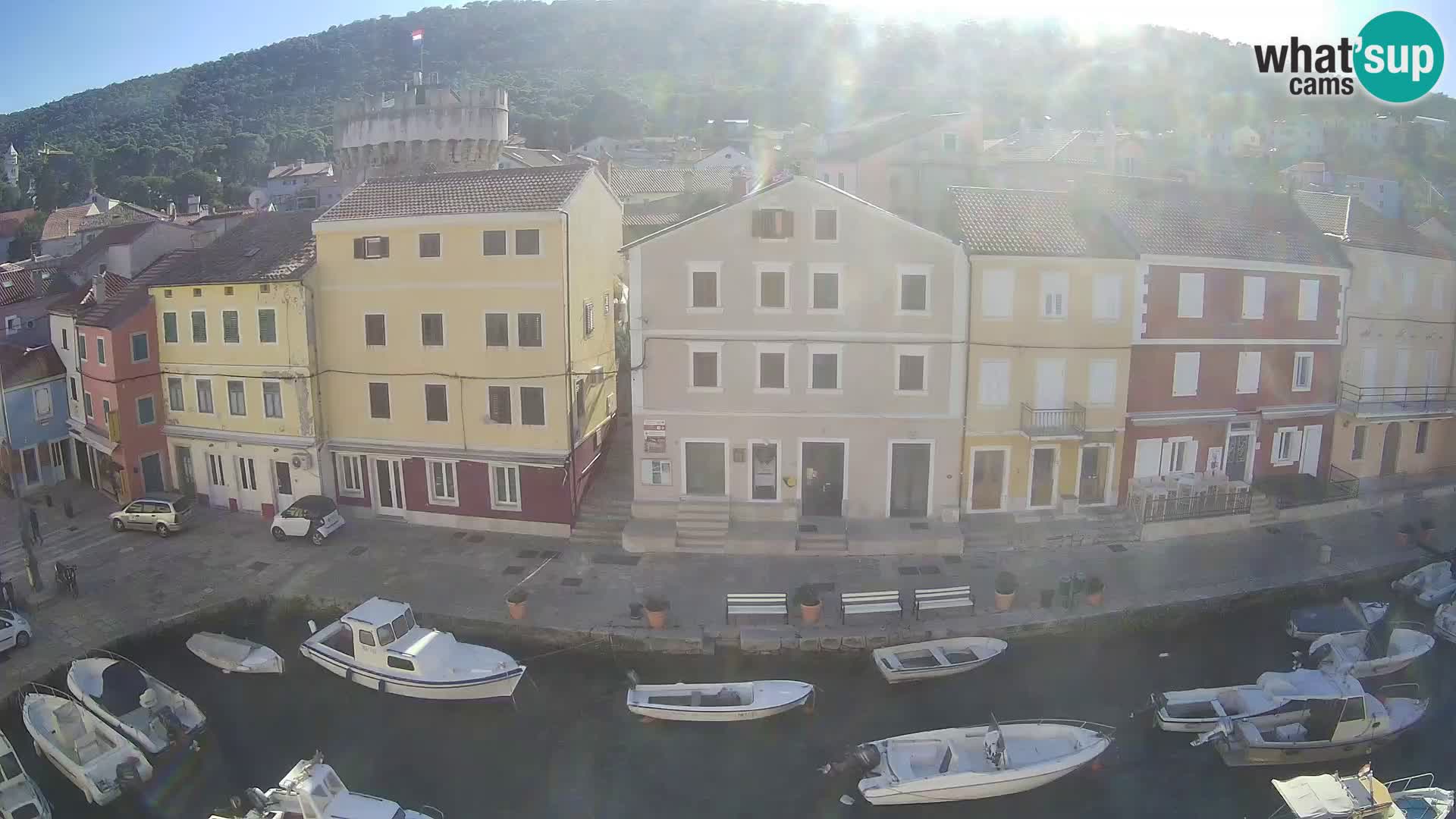 Veli Lošinj spletna kamera – trg