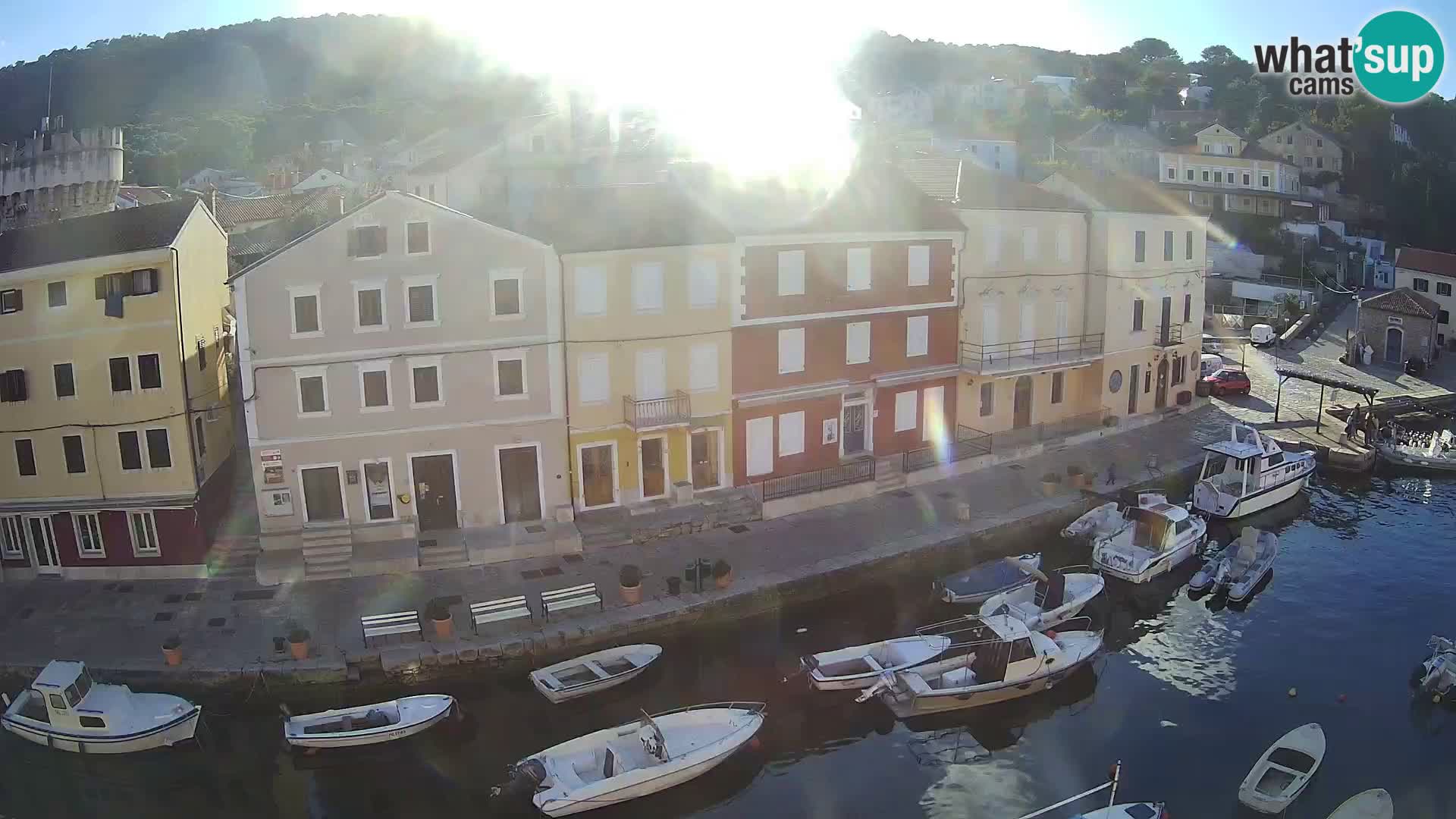 Veli Lošinj web kamera – trgič