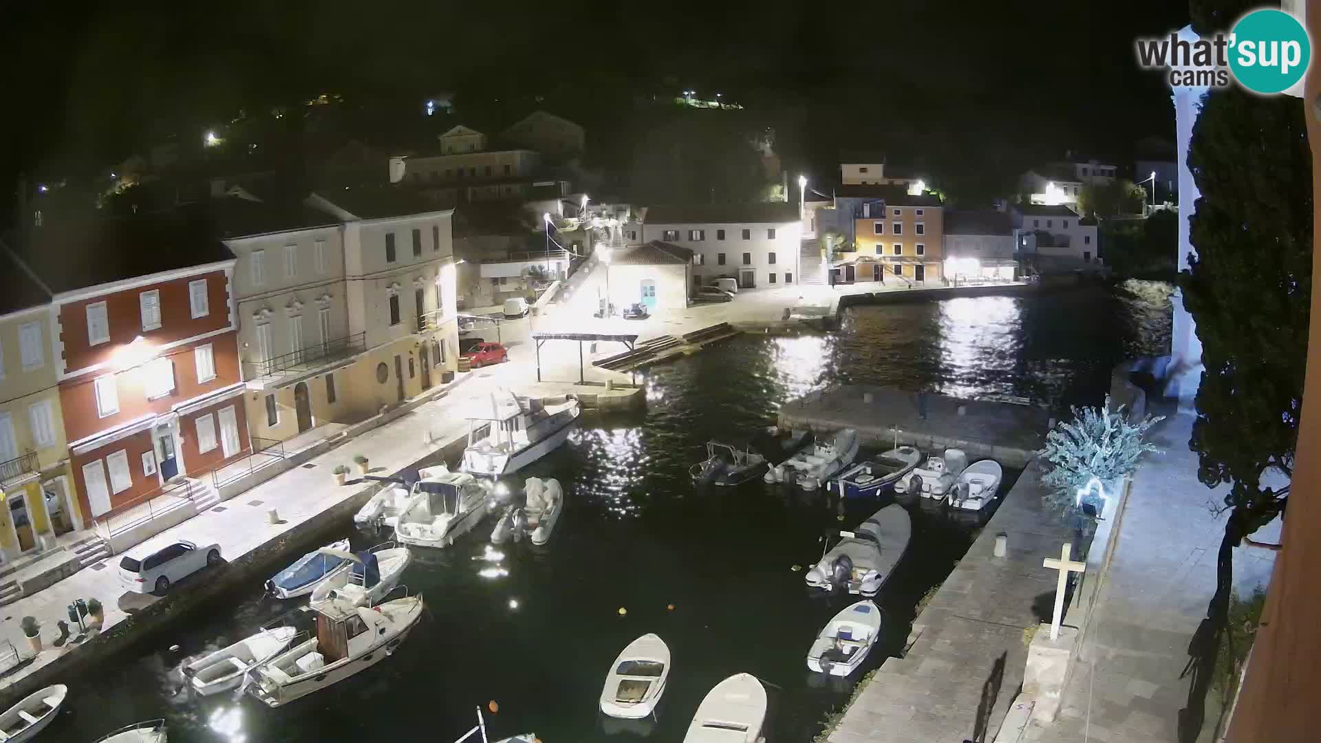 Veli Lošinj web kamera – trgič