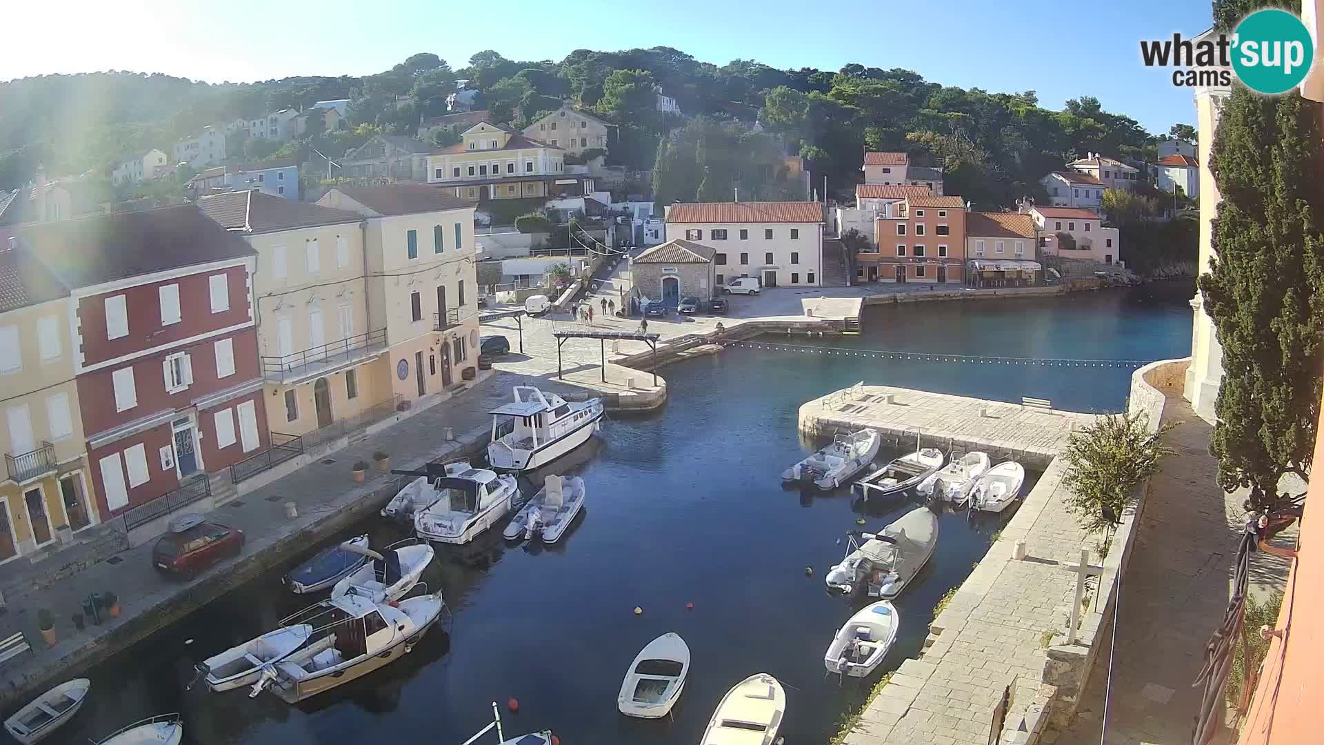 Veli Lošinj web kamera – trgič