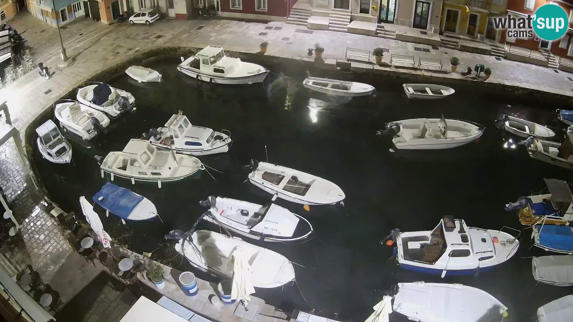Veli Lošinj web kamera – trgič