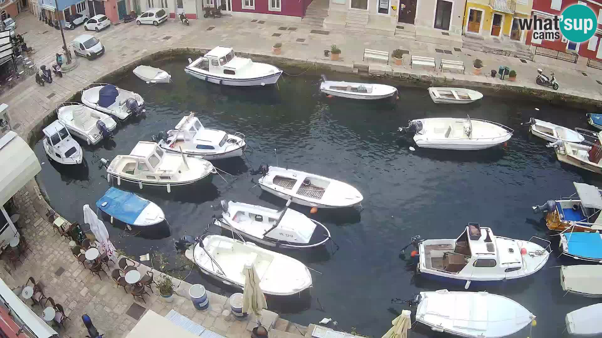 Veli Lošinj spletna kamera – trg