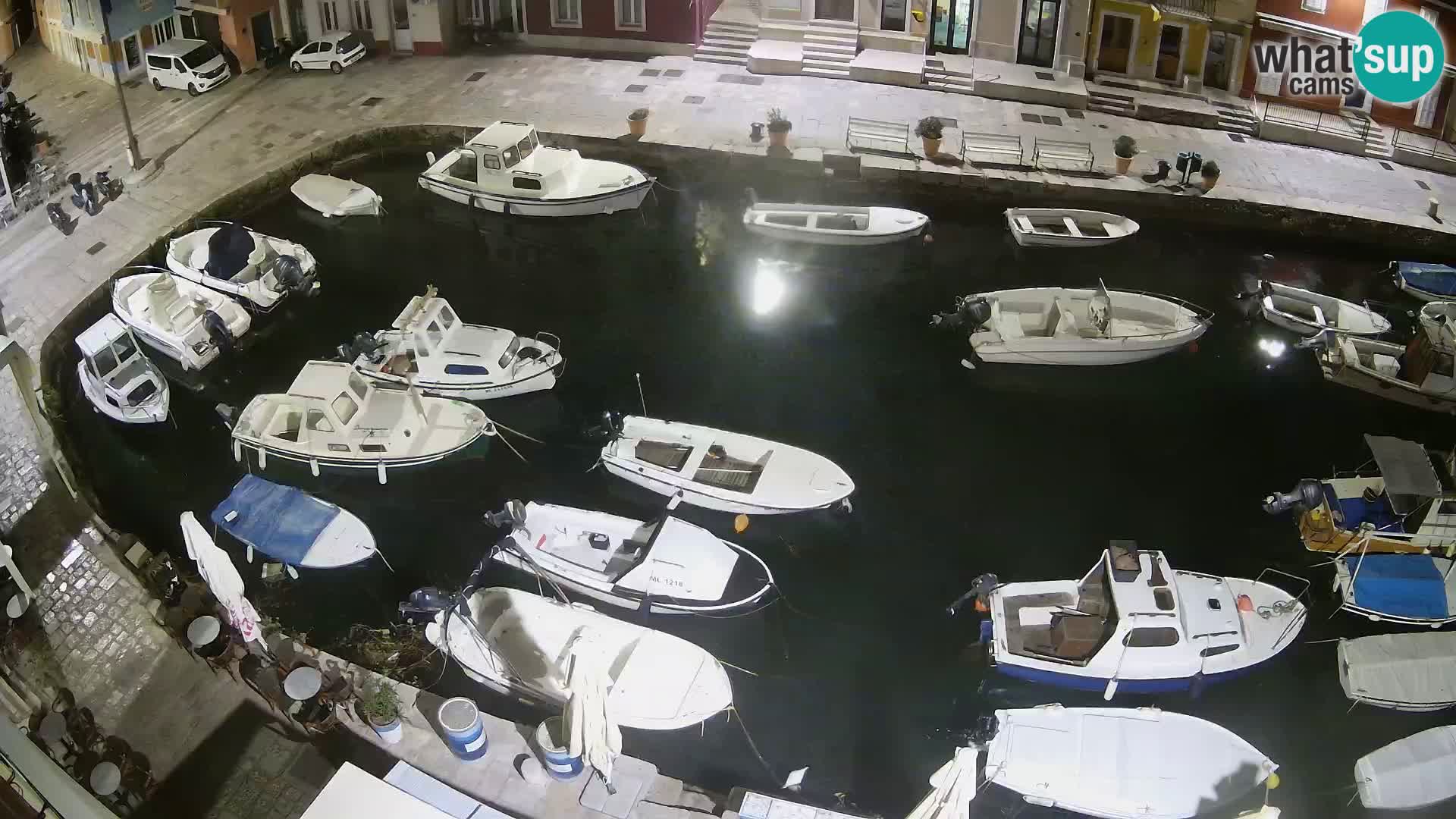 Veli Lošinj web kamera – trgič