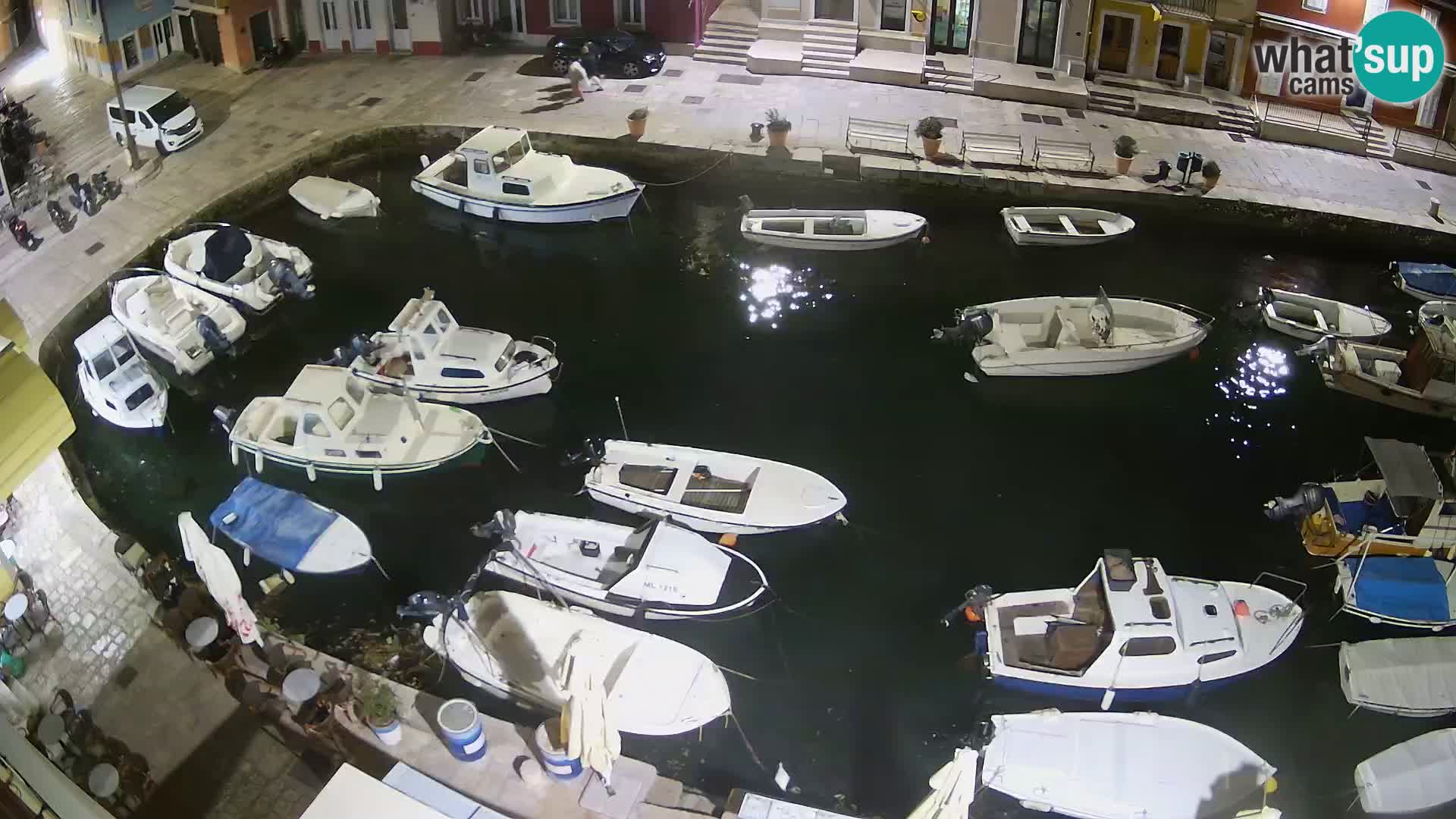 Veli Lošinj spletna kamera – trg