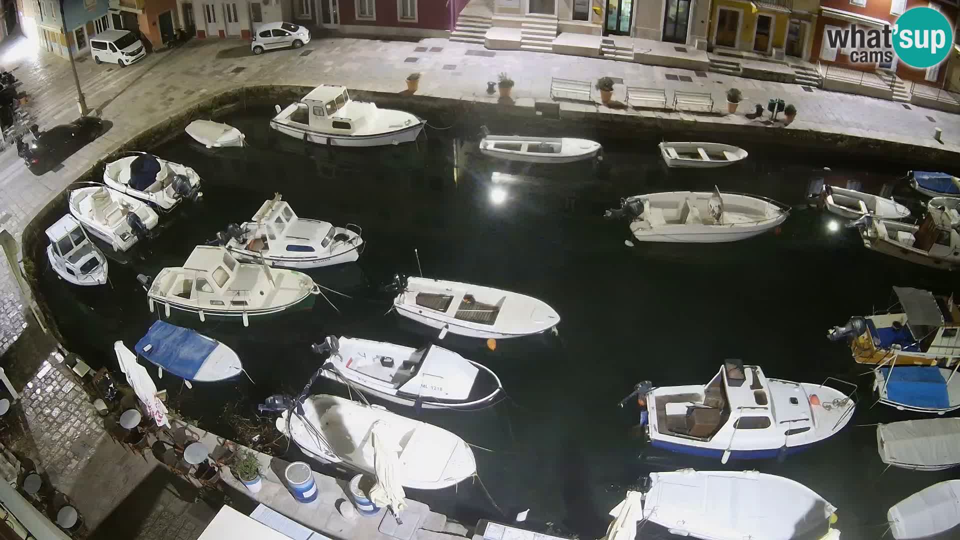Veli Lošinj web kamera – trgič