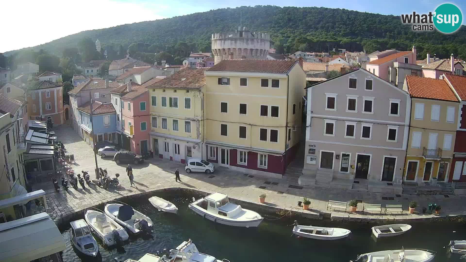 Veli Lošinj web kamera – trgič