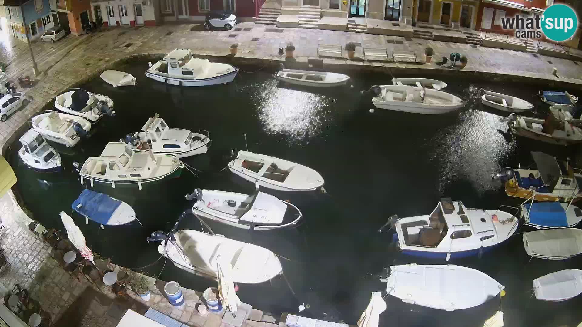 Veli Lošinj web kamera – trgič