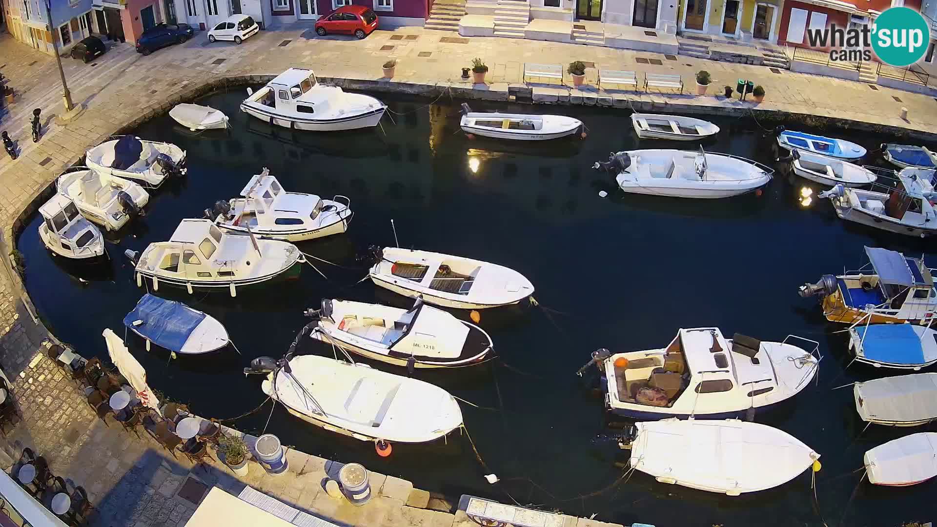 Veli Lošinj web kamera – trgič