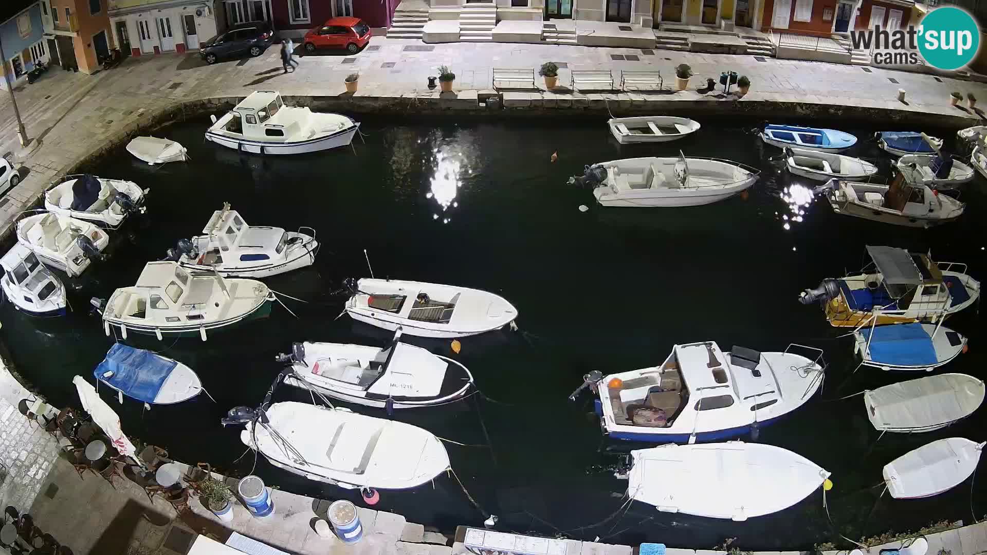 Veli Lošinj spletna kamera – trg