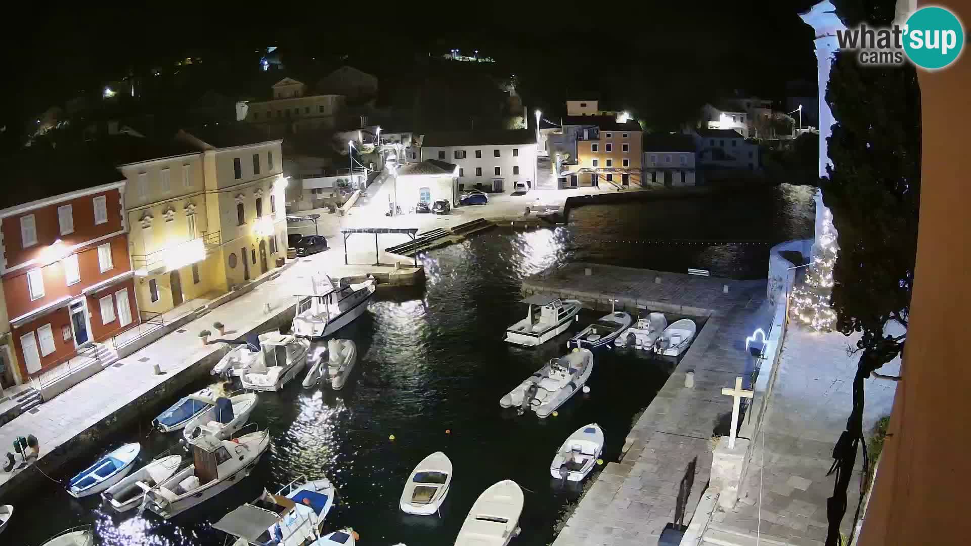 Veli Lošinj web kamera – trgič