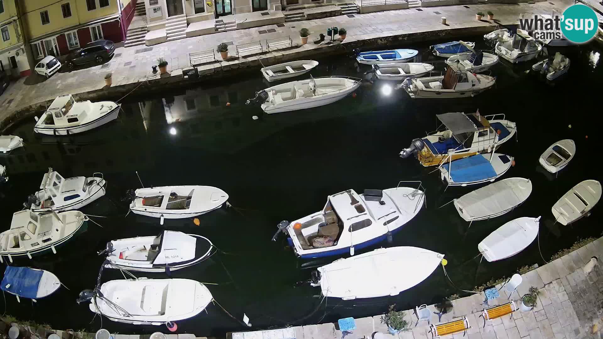 Veli Lošinj web kamera – trgič