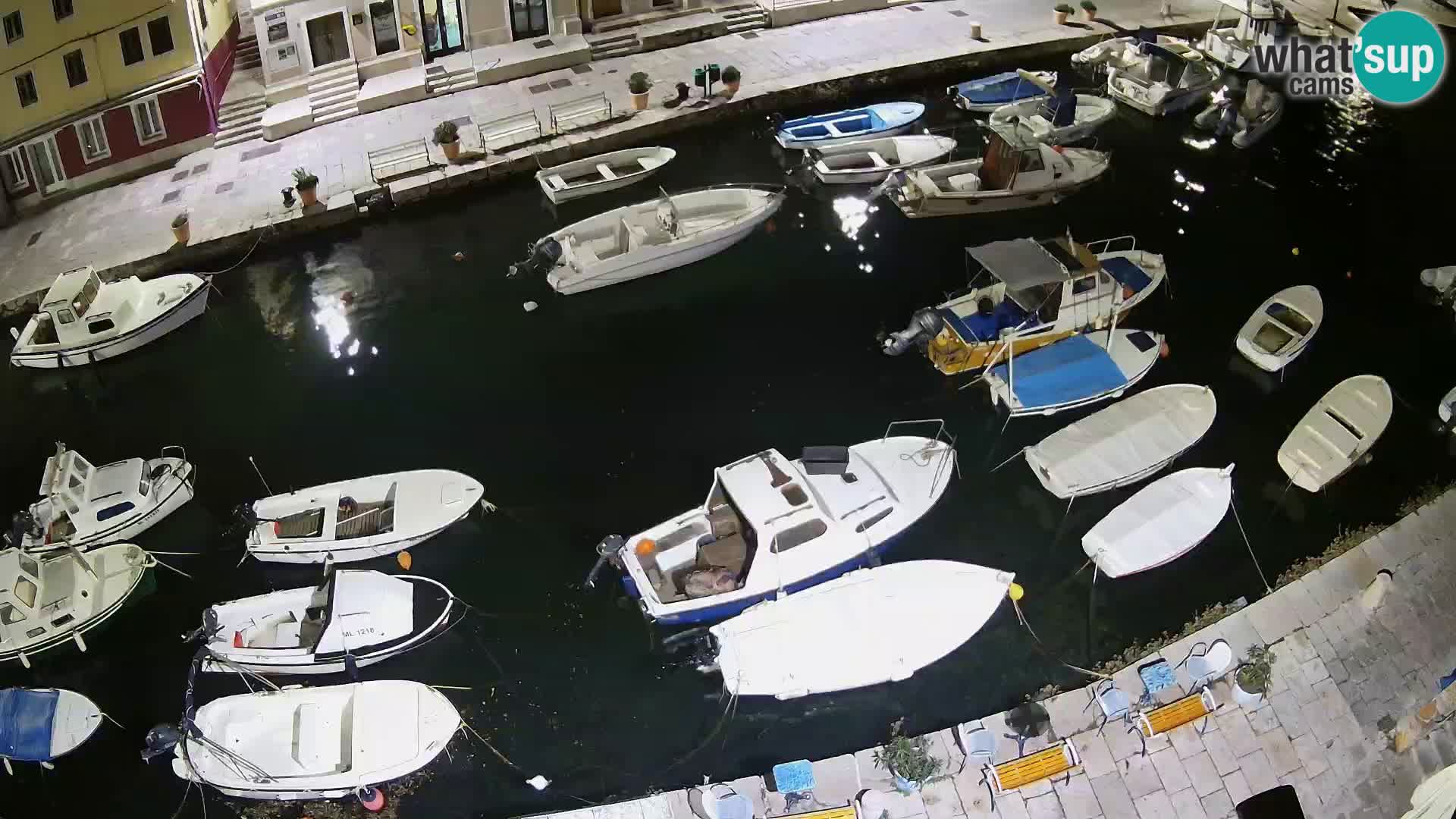 Veli Lošinj web kamera – trgič