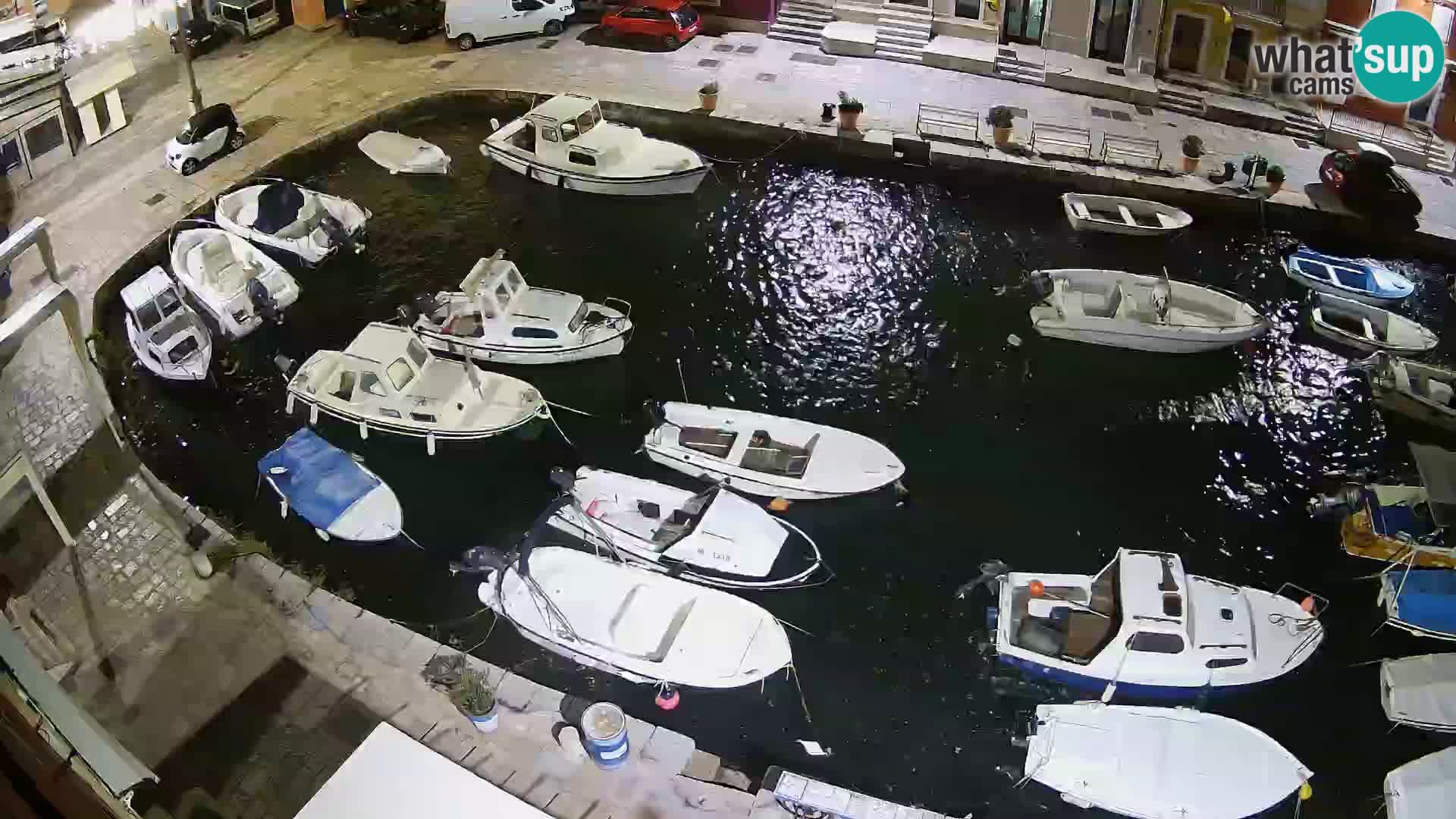 Veli Lošinj web kamera – trgič