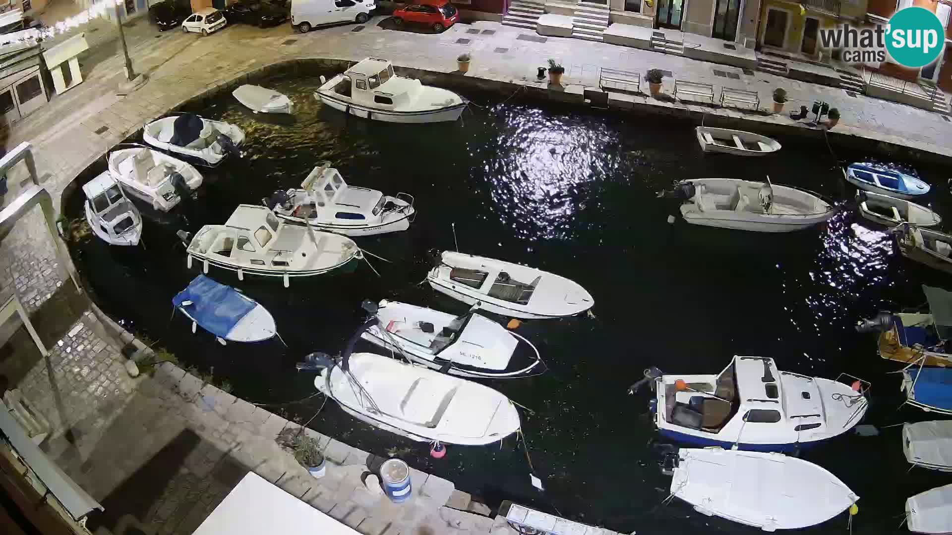 Veli Lošinj web kamera – trgič