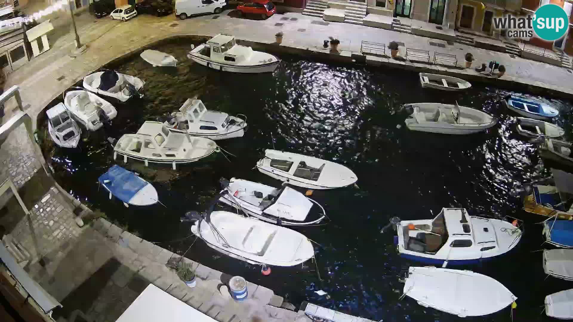 Veli Lošinj web kamera – trgič