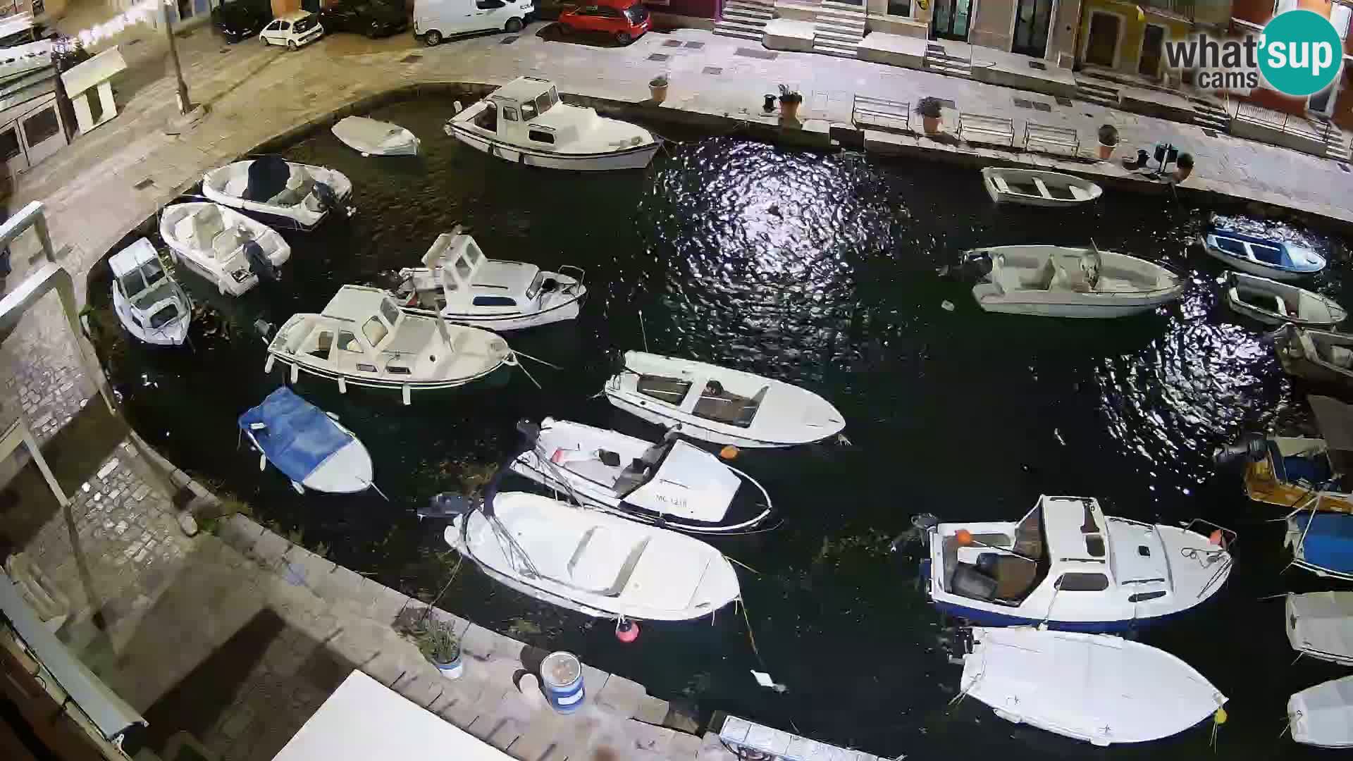 Veli Lošinj web kamera – trgič