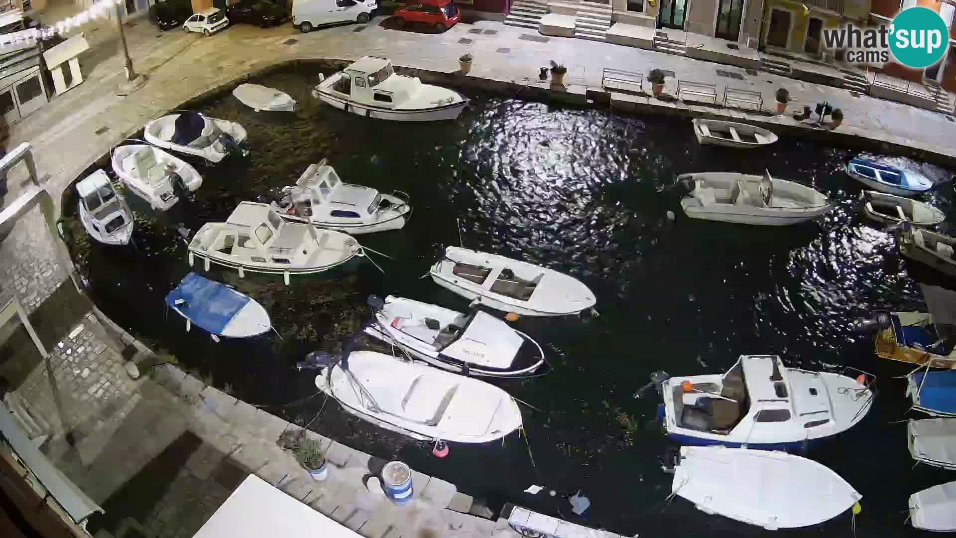 Veli Lošinj spletna kamera – trg