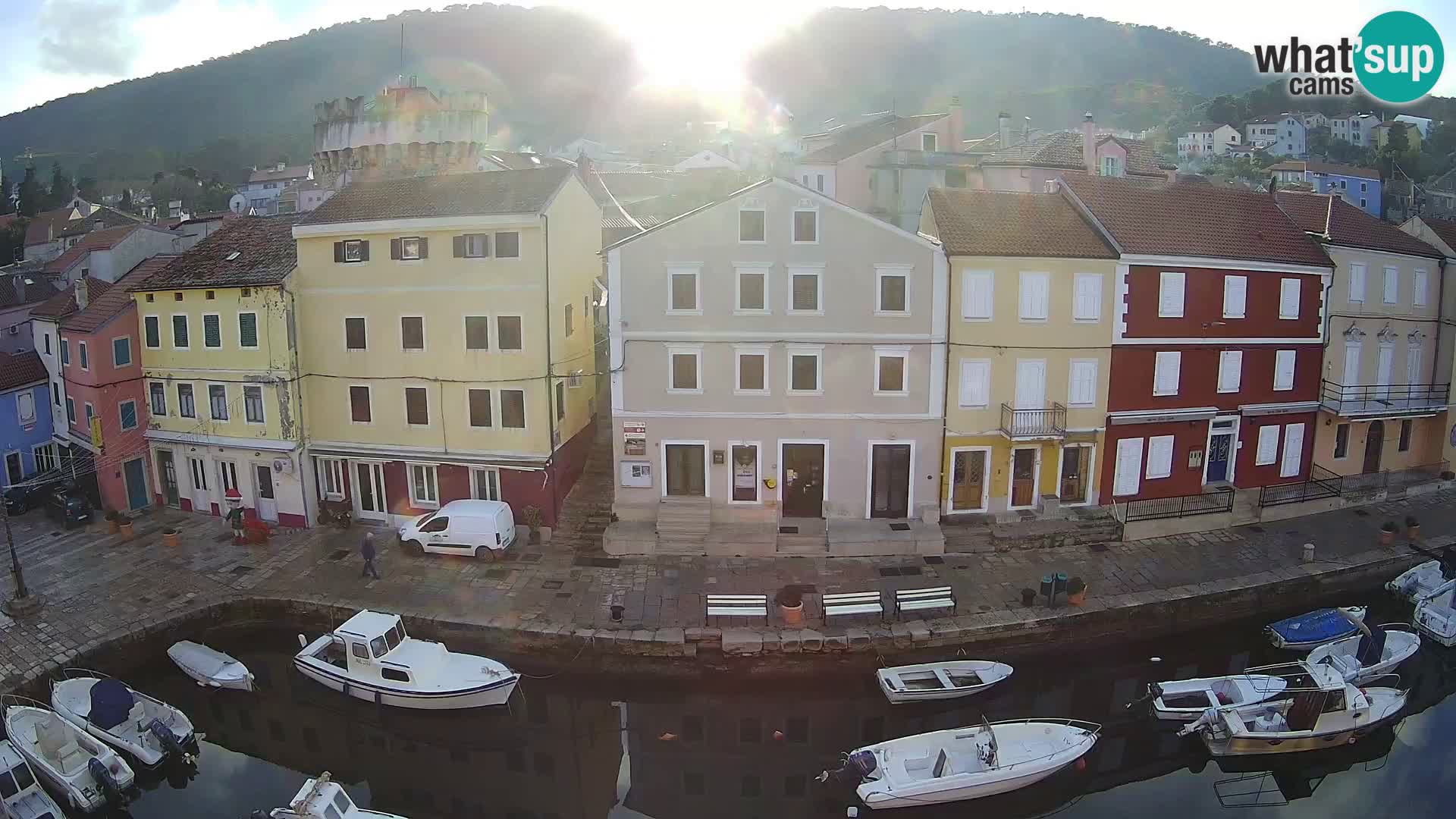 Veli Lošinj web kamera – trgič