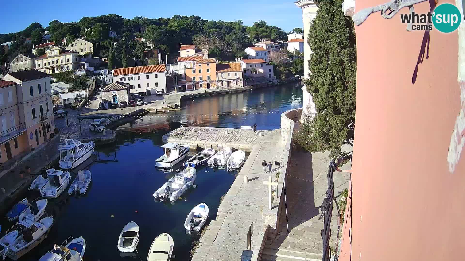 Veli Lošinj web kamera – trgič