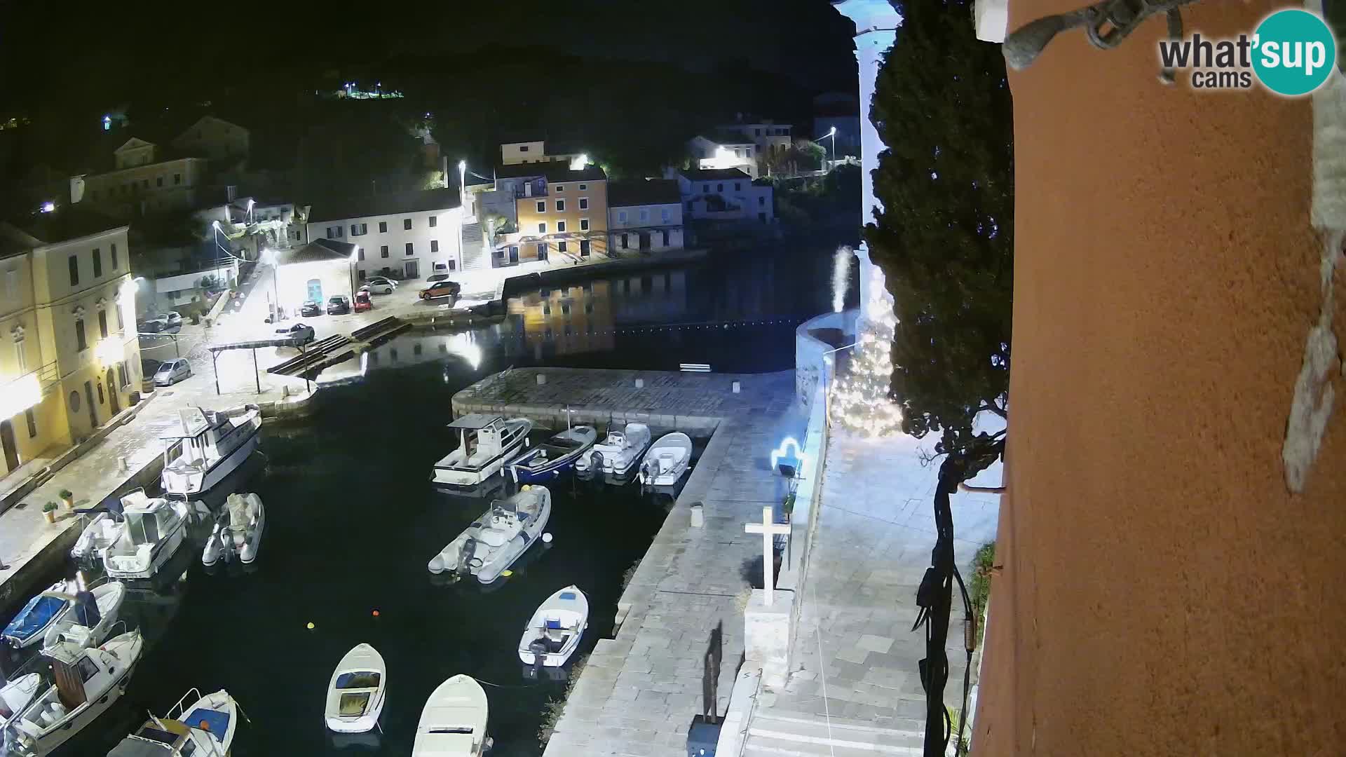 Veli Lošinj web kamera – trgič