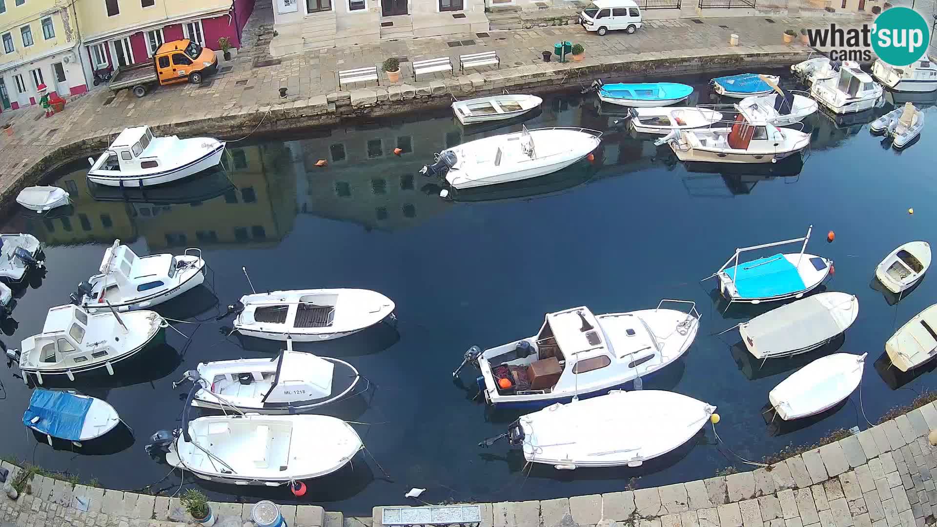 Veli Lošinj web kamera – trgič