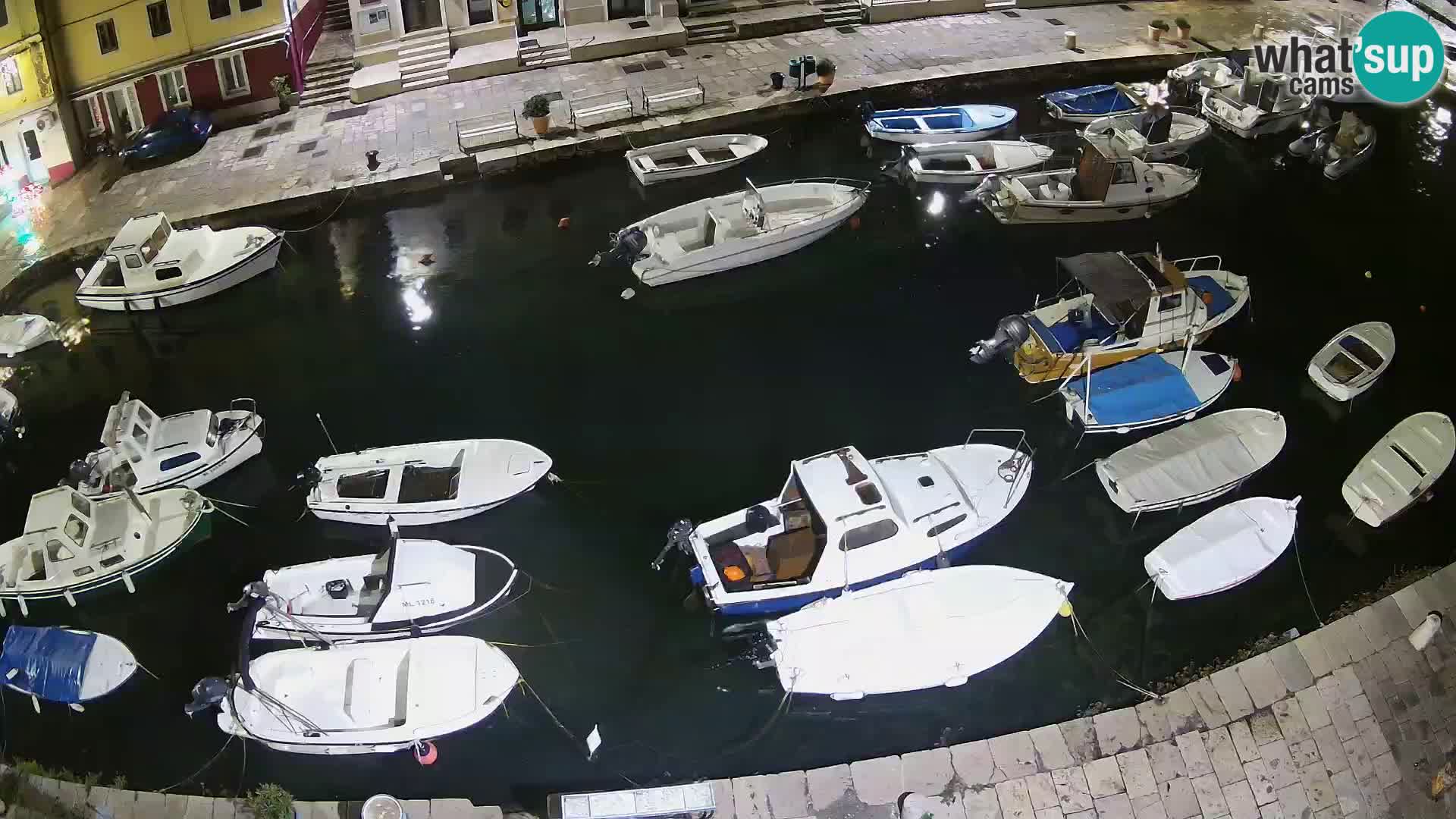 Veli Lošinj spletna kamera – trg