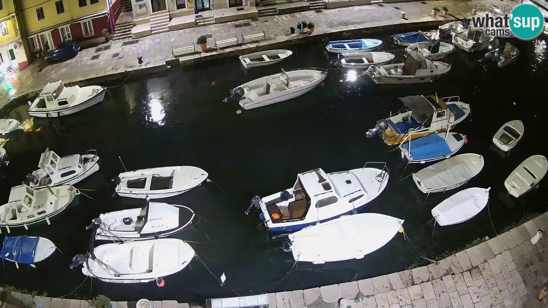 Veli Lošinj spletna kamera – trg