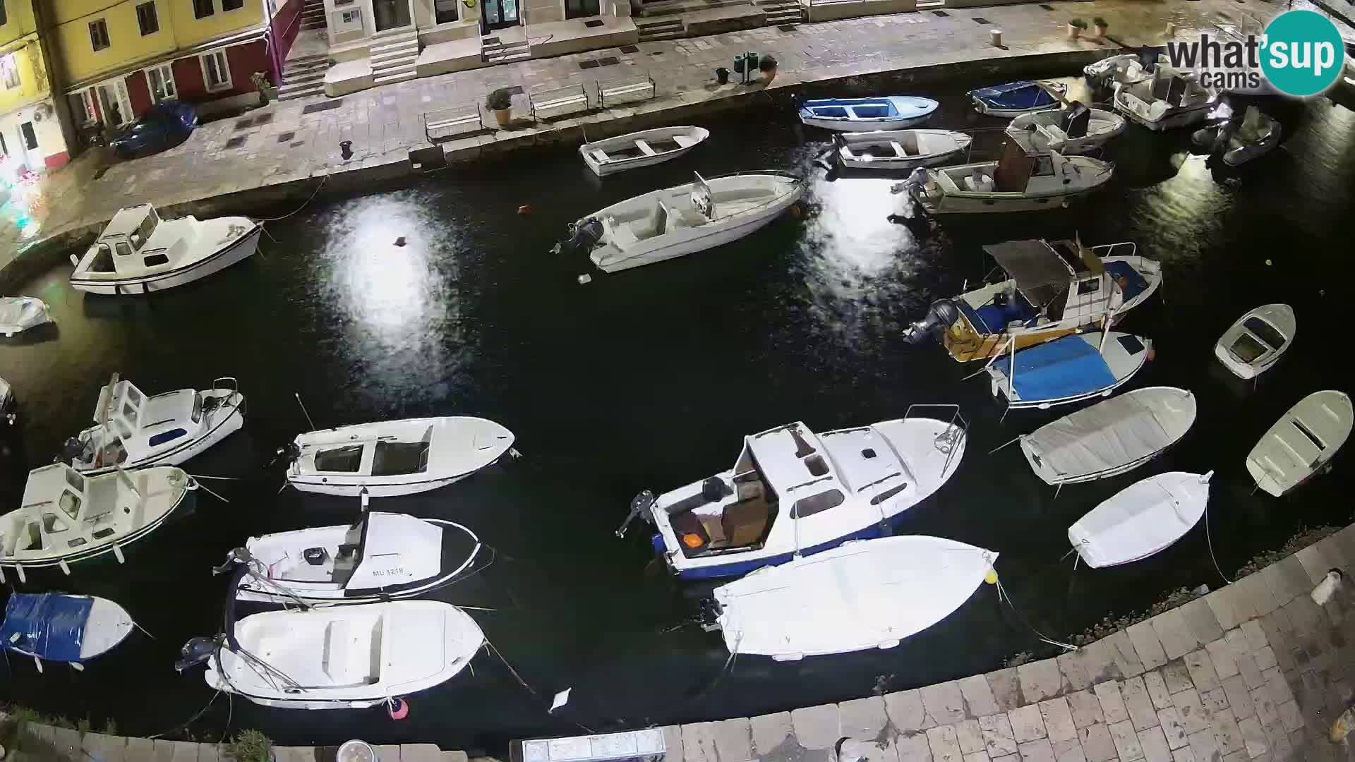 Veli Lošinj web kamera – trgič