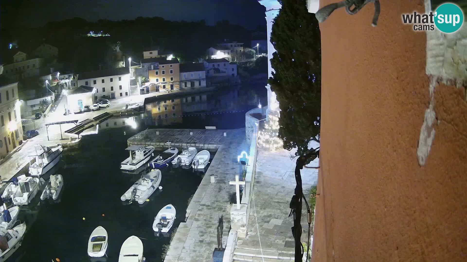 Veli Lošinj livecam – Carre