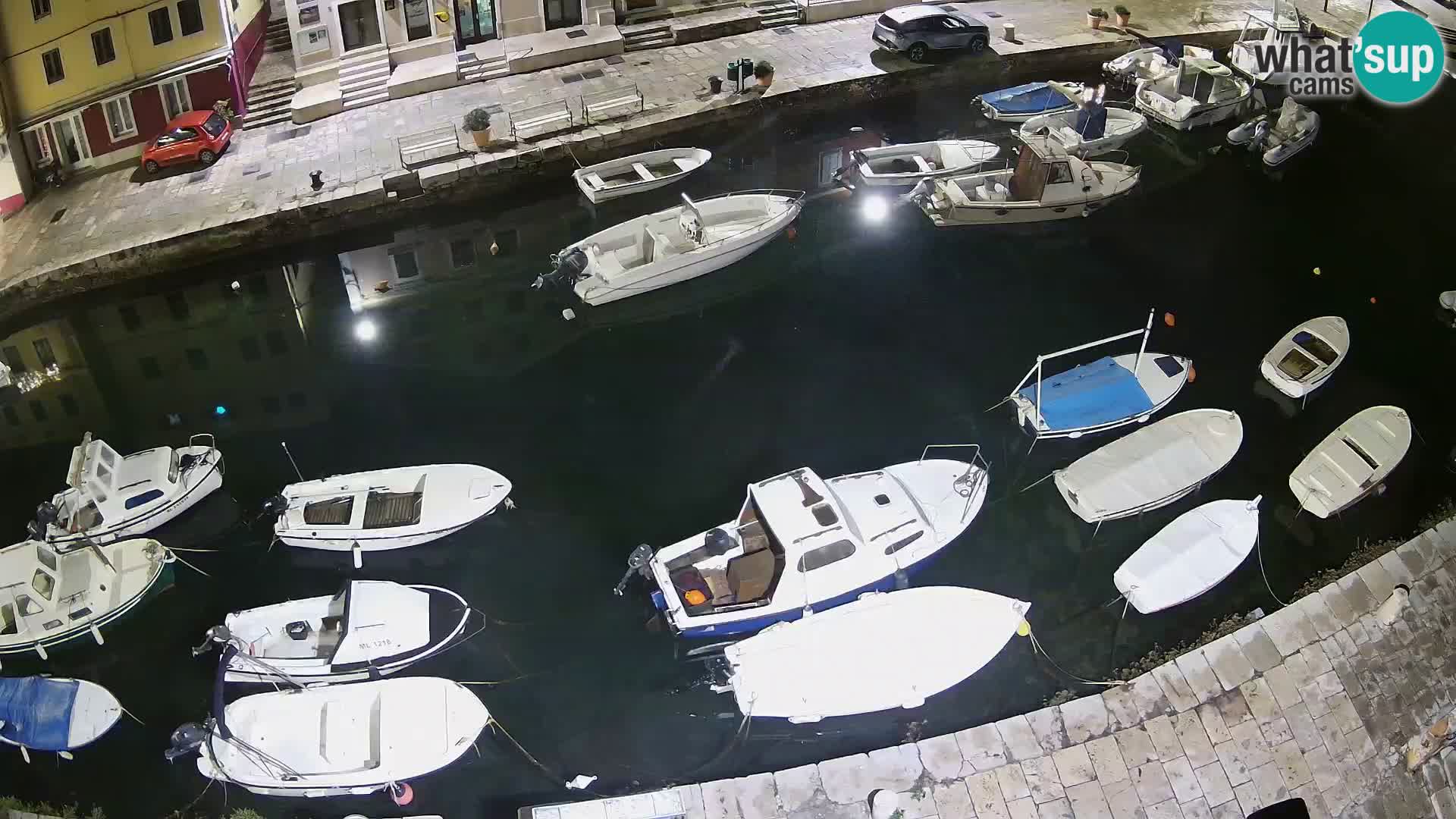 Veli Lošinj spletna kamera – trg