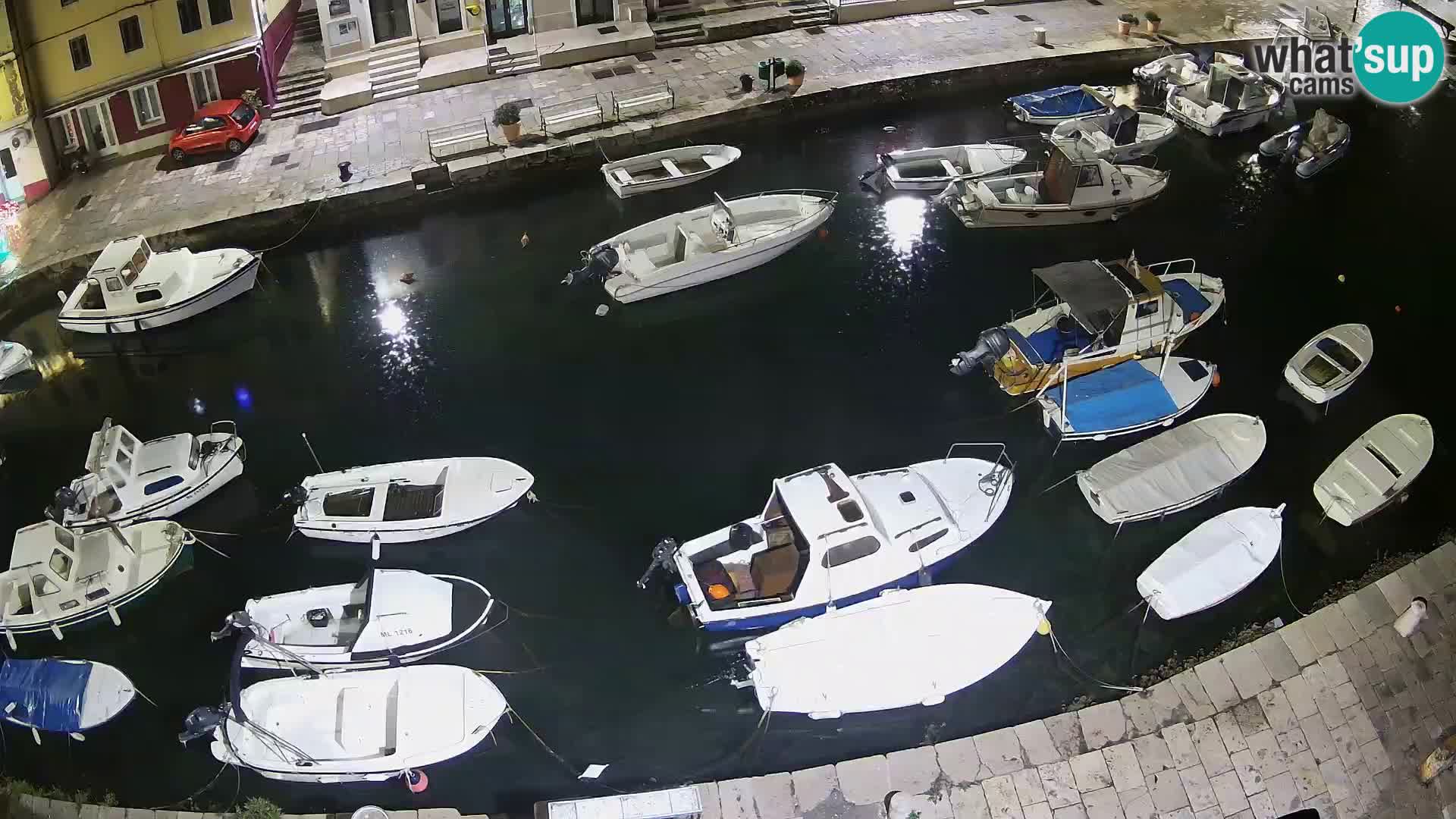 Veli Lošinj spletna kamera – trg