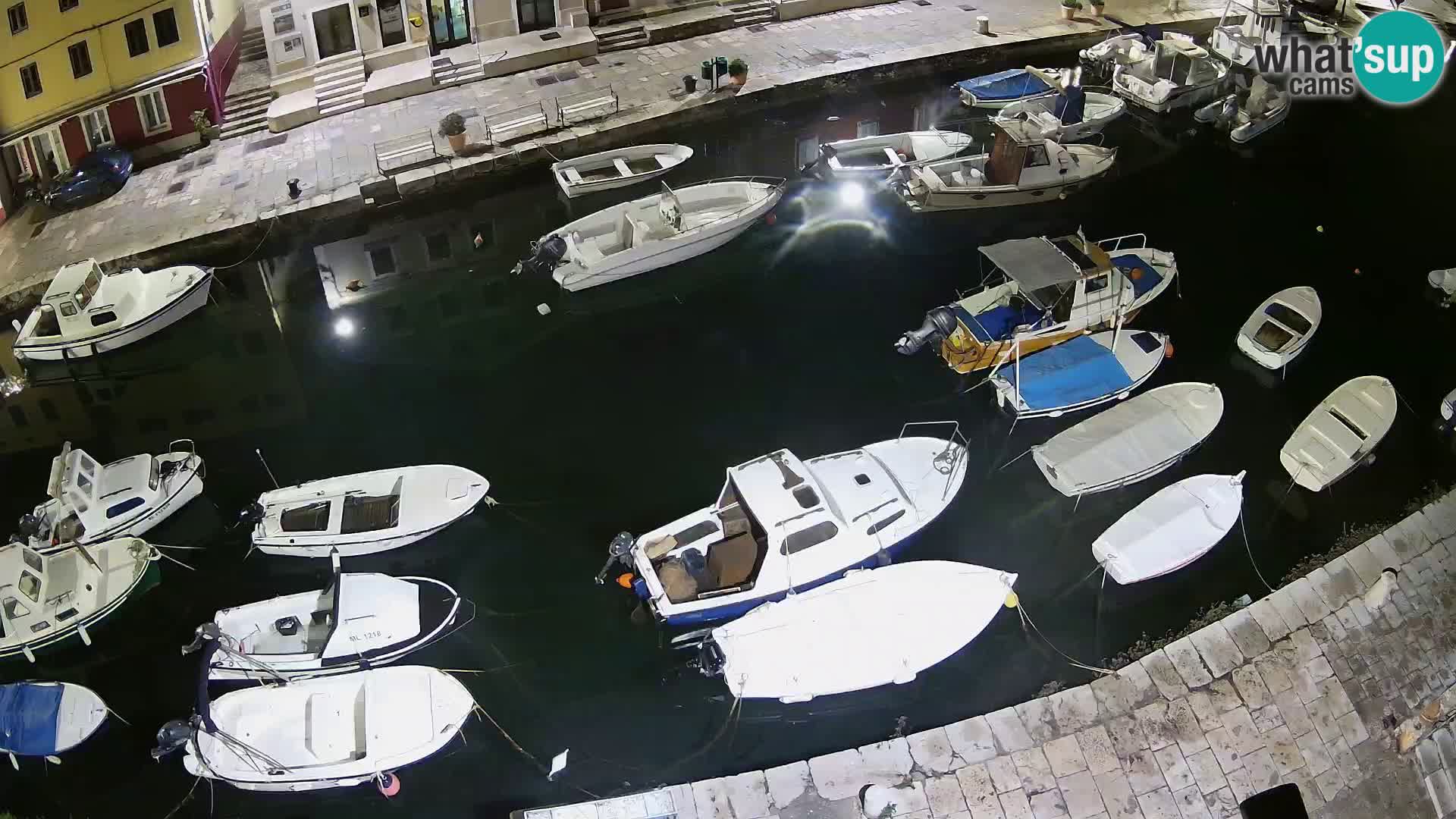 Veli Lošinj web kamera – trgič